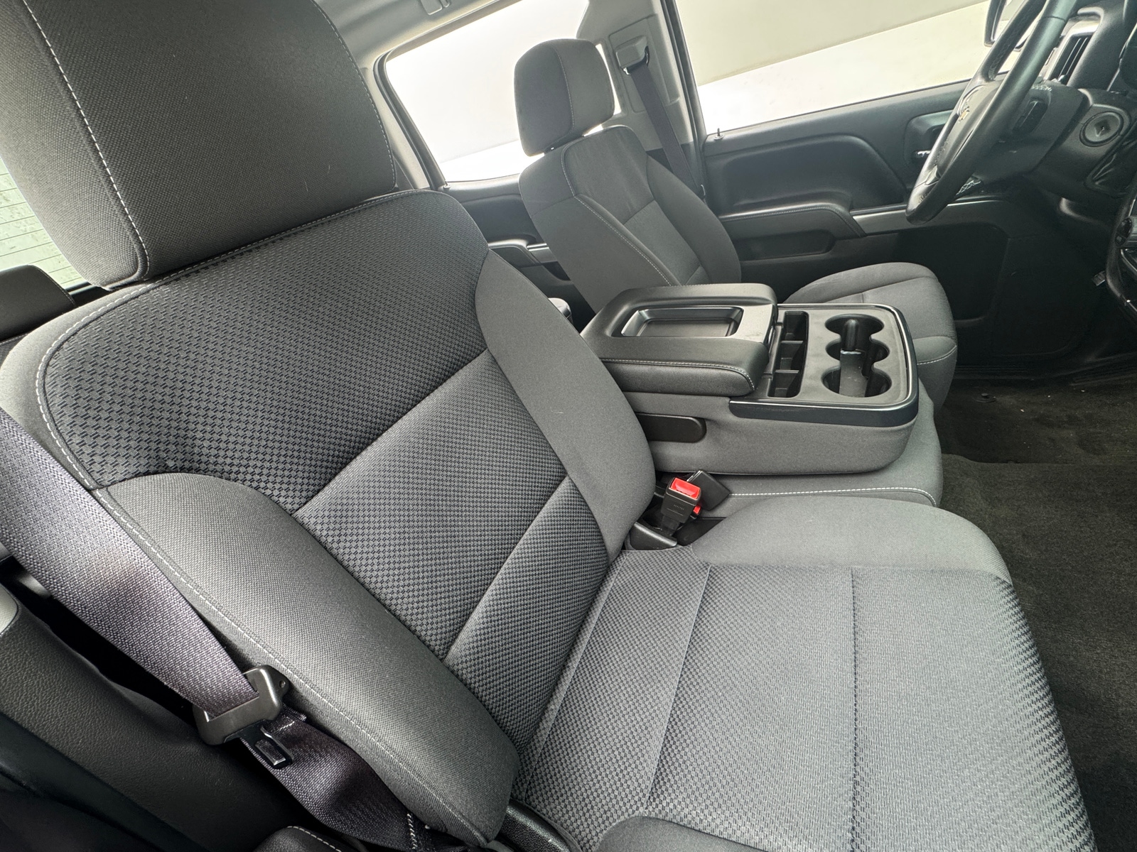 Thumbnail: 2017 Chevrolet Silverado 1500 - 2