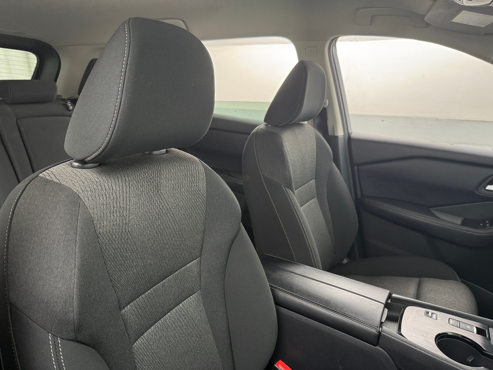 Thumbnail: 2025 Nissan Rogue - 2