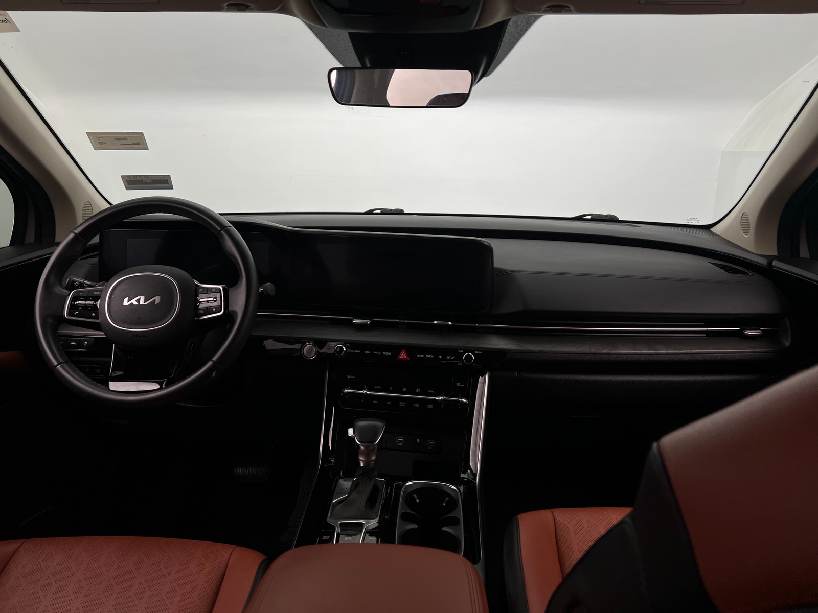 Thumbnail: 2024 Kia Carnival - 2