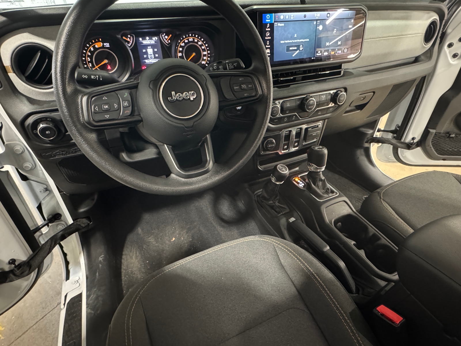 Thumbnail: 2025 Jeep Wrangler - 3