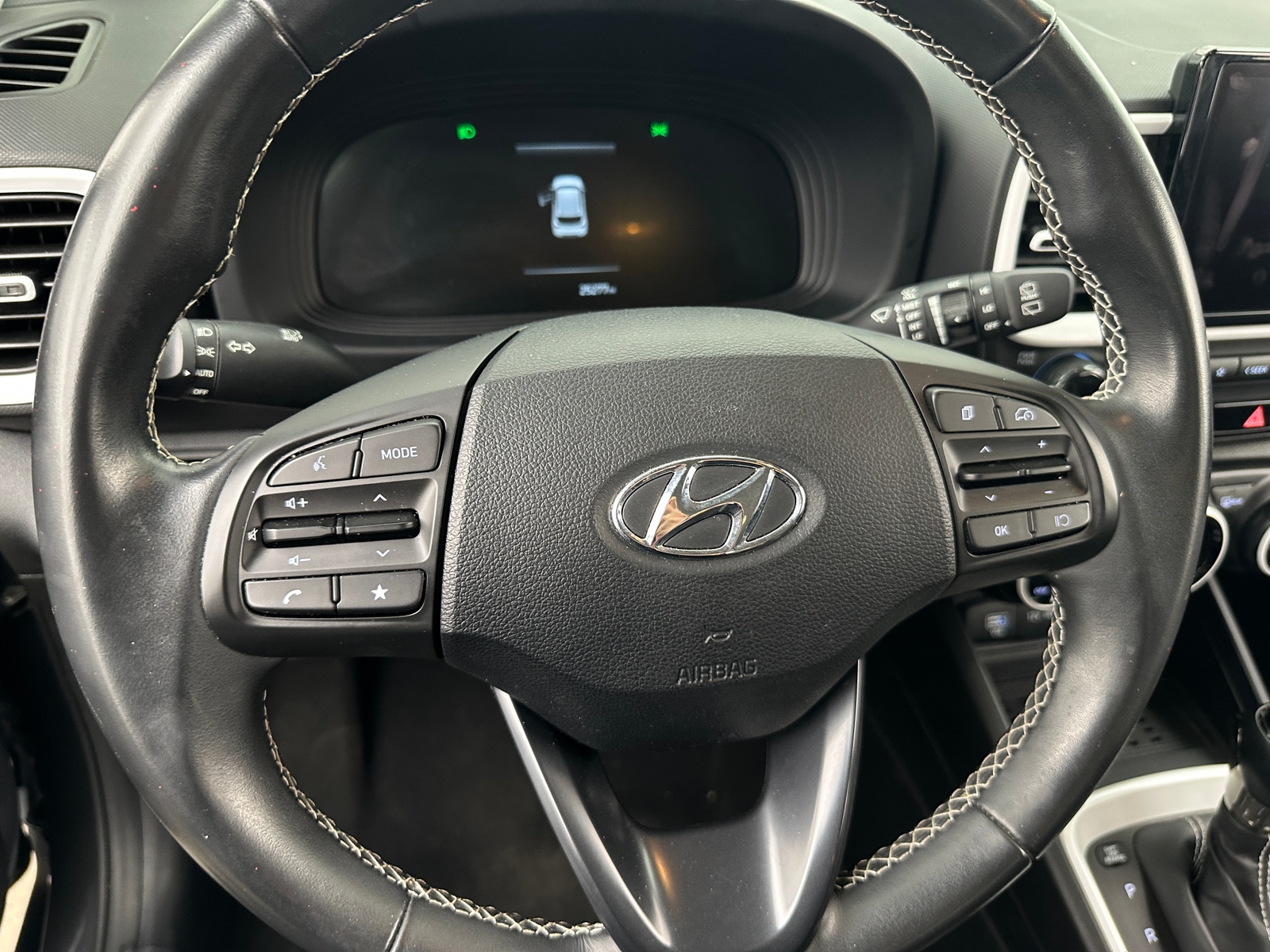 Thumbnail: 2024 Hyundai Venue - 5