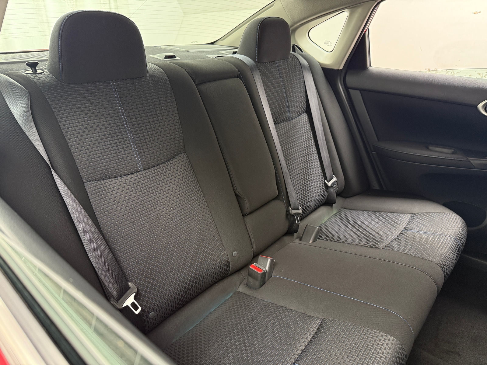 Thumbnail: 2017 Nissan Sentra - 6