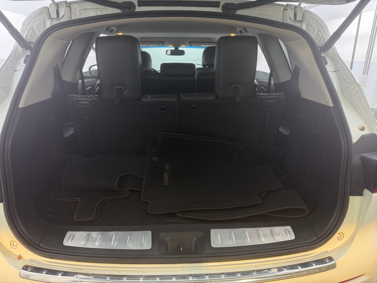 Thumbnail: 2015 INFINITI QX60 - 6