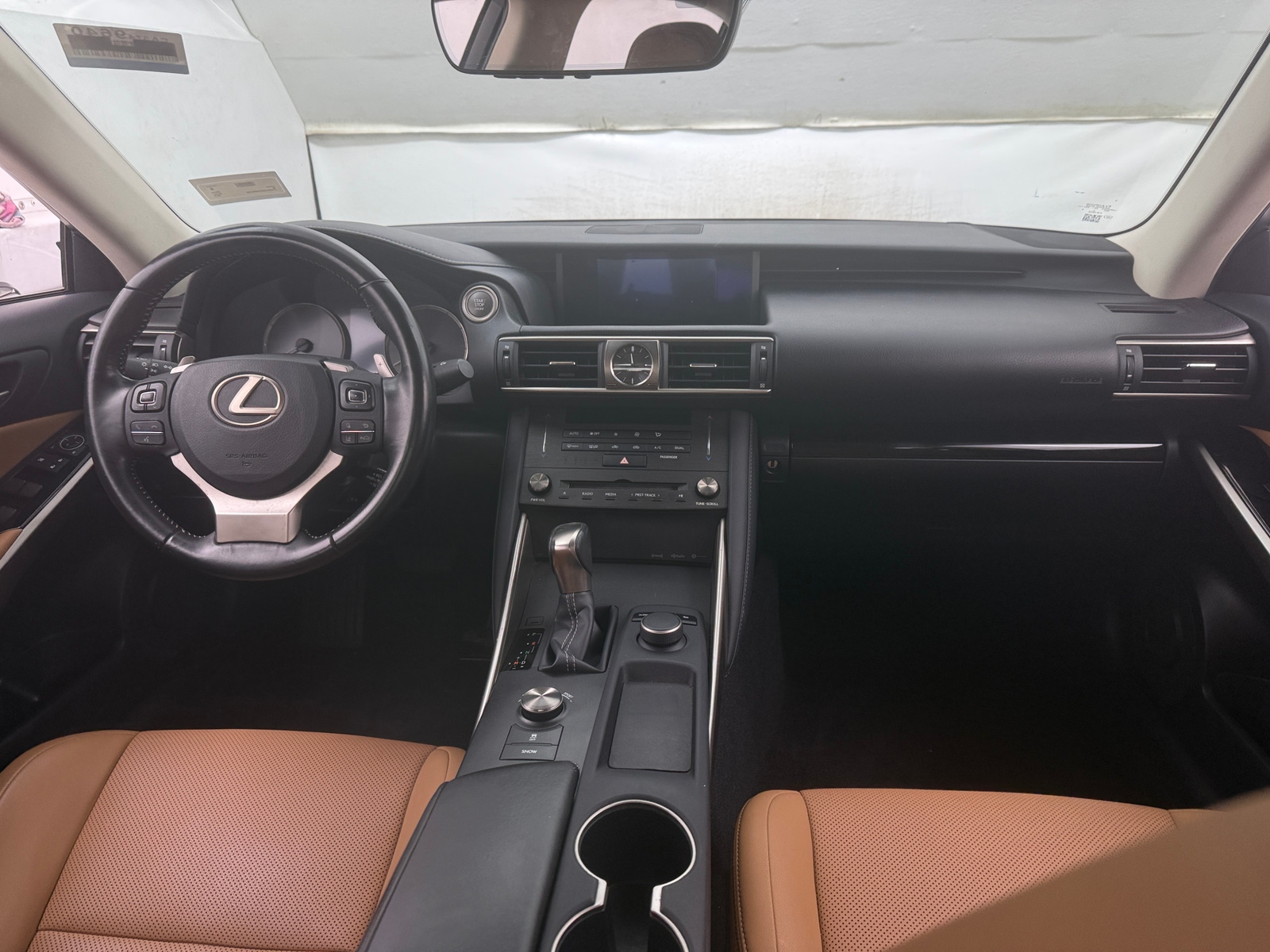 Thumbnail: 2019 Lexus IS - 3