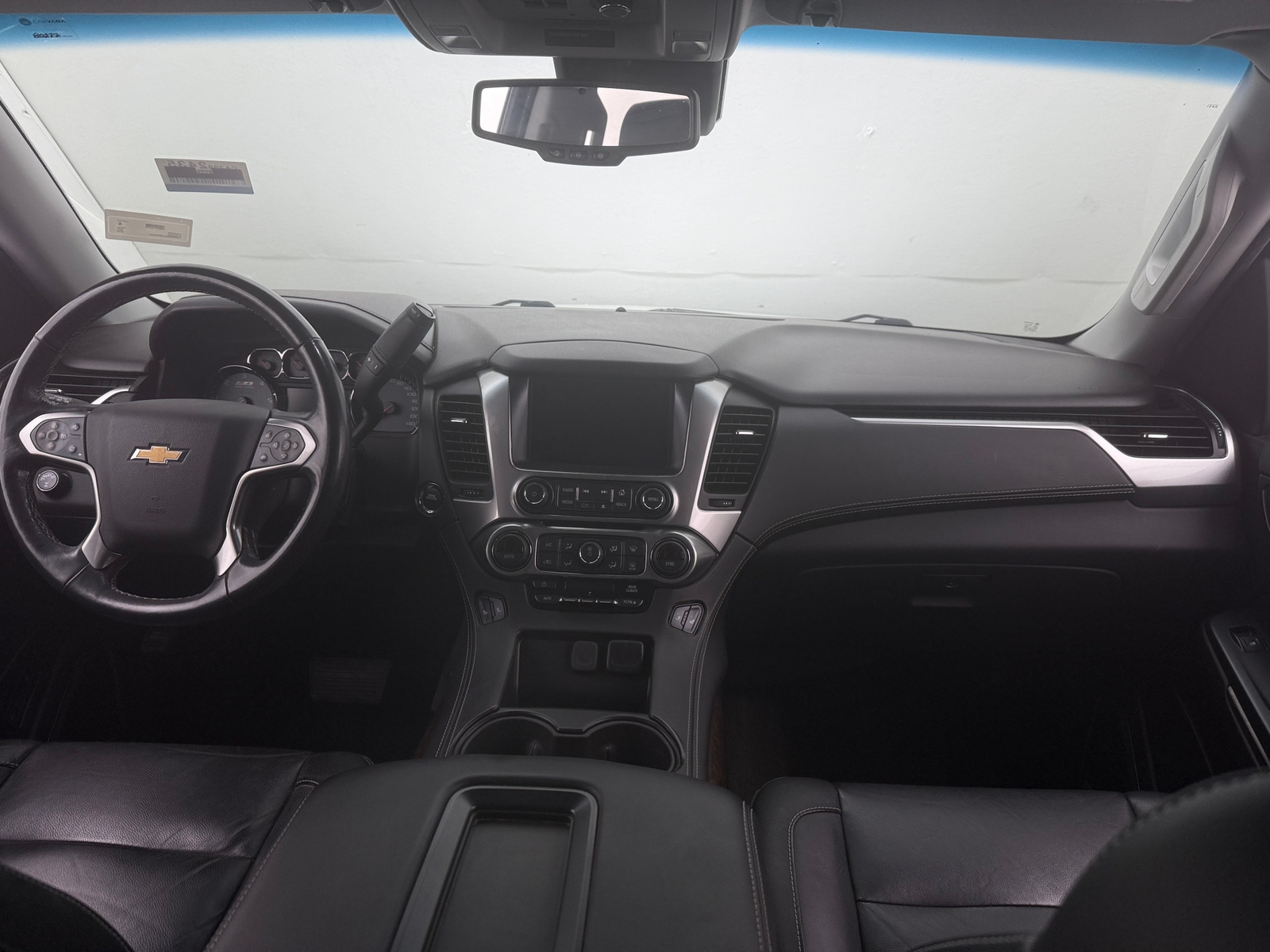 Thumbnail: 2018 Chevrolet Suburban - 3