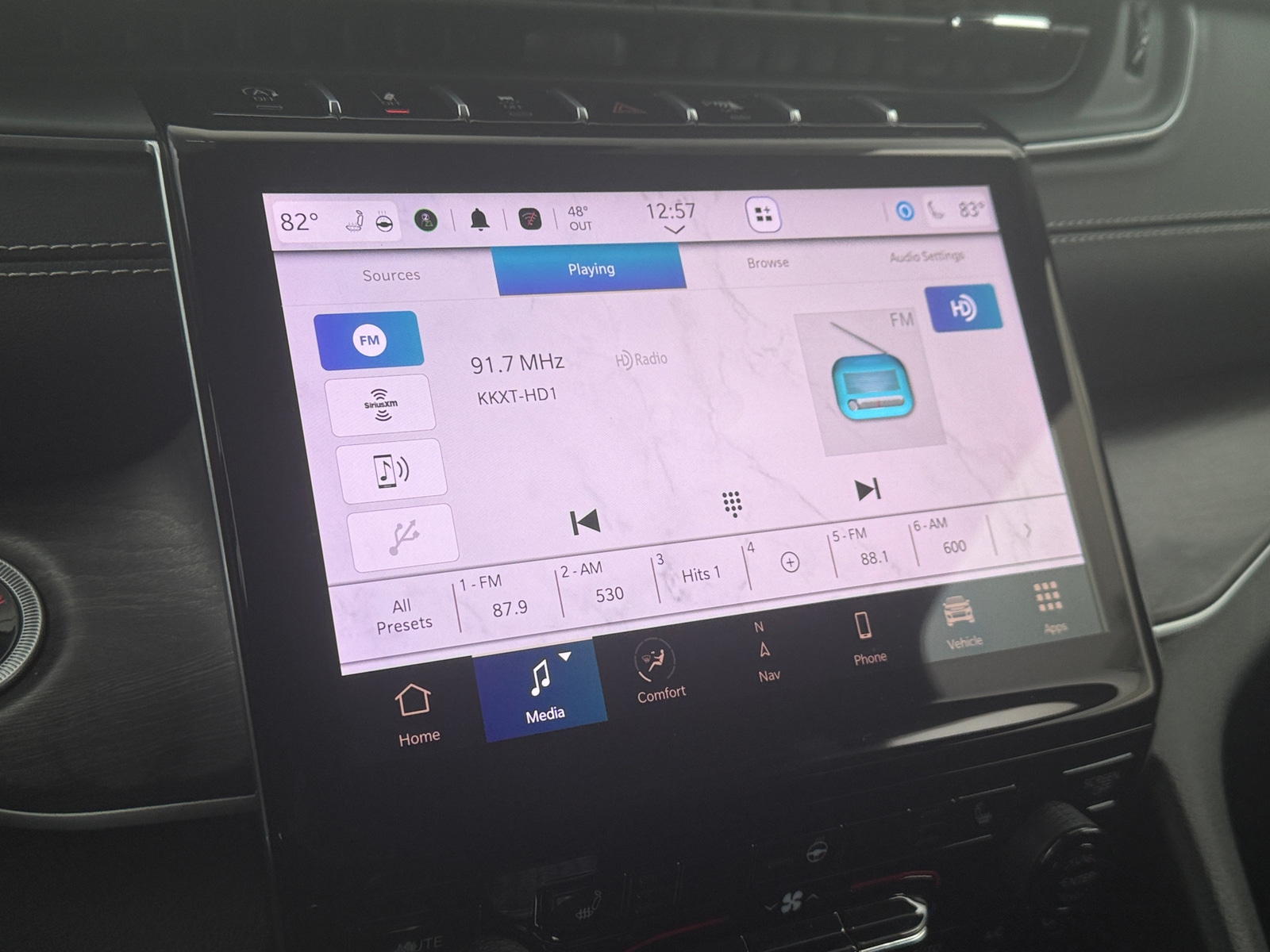 Thumbnail: 2024 Jeep Grand Cherokee - 3