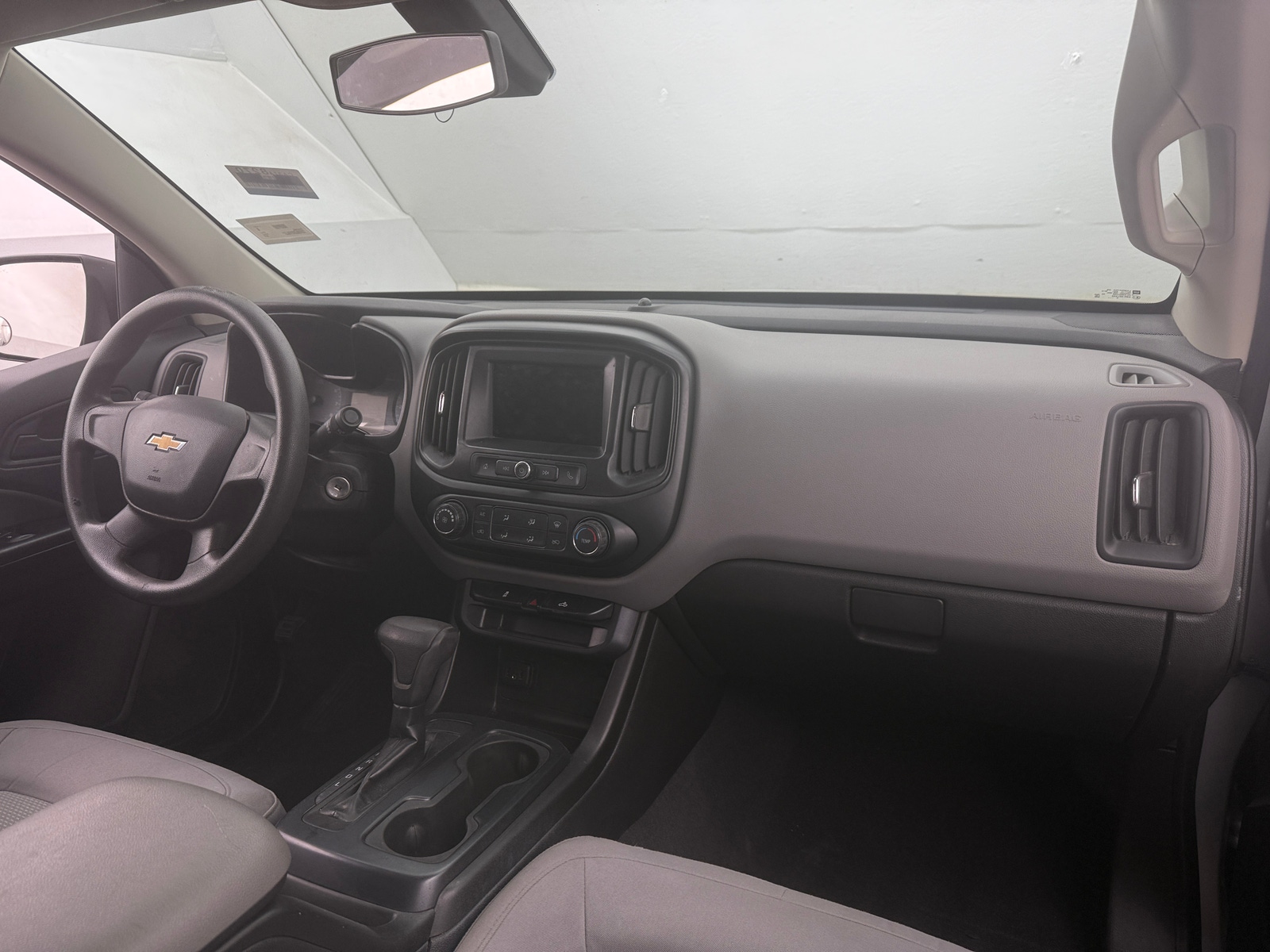 Thumbnail: 2019 Chevrolet Colorado - 3