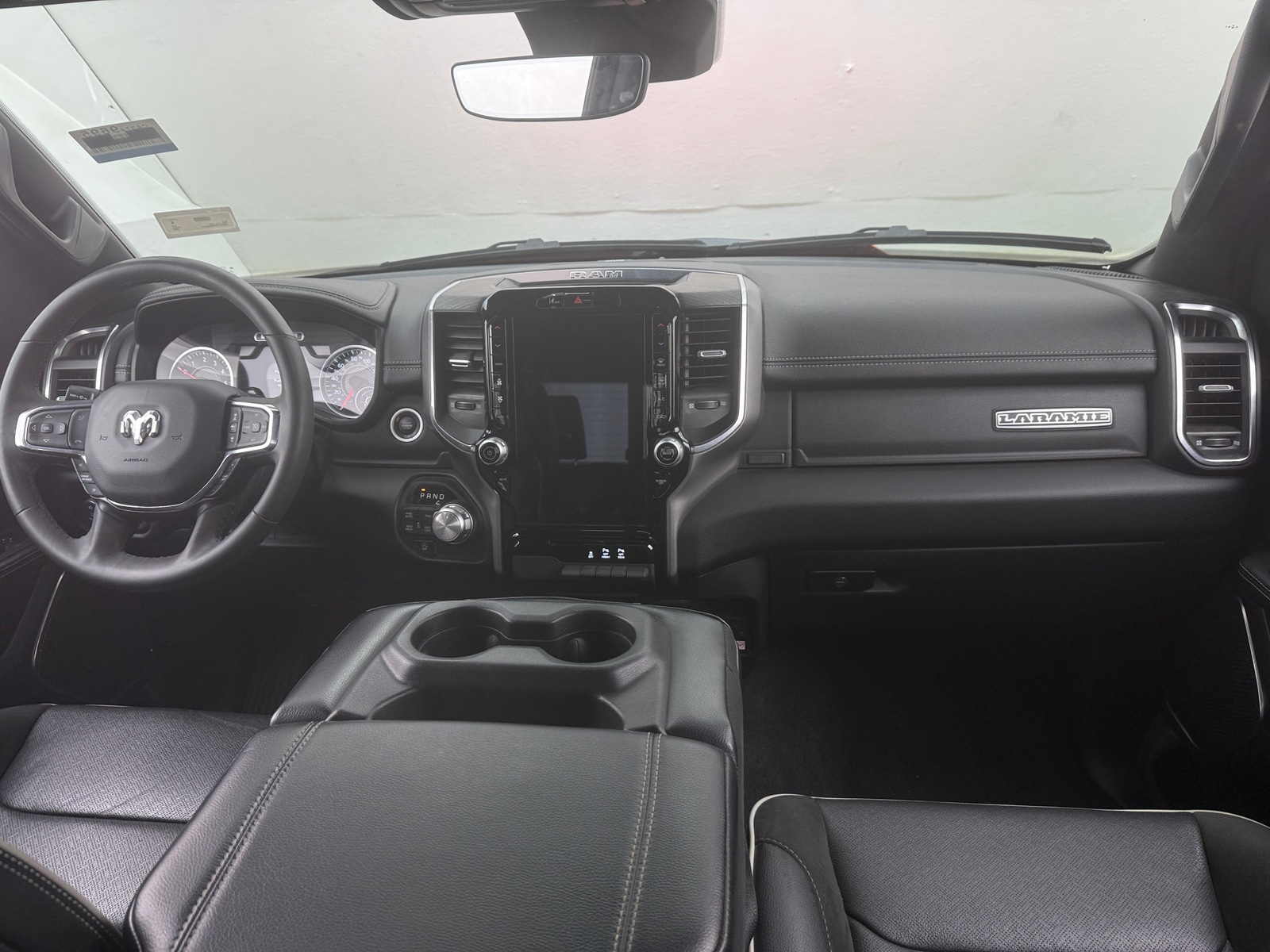 Thumbnail: 2025 RAM 1500 - 2