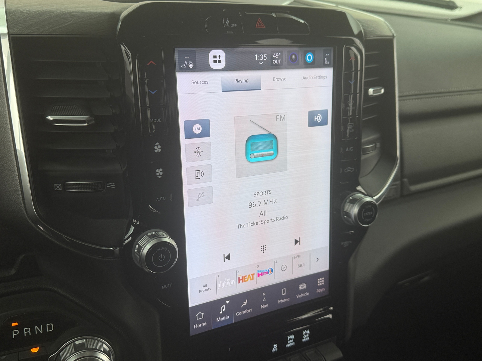 Thumbnail: 2025 RAM 1500 - 3