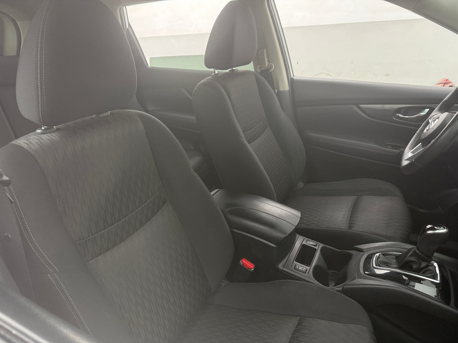 Thumbnail: 2017 Nissan Rogue - 2