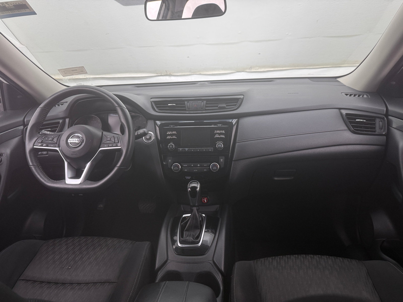 Thumbnail: 2017 Nissan Rogue - 3