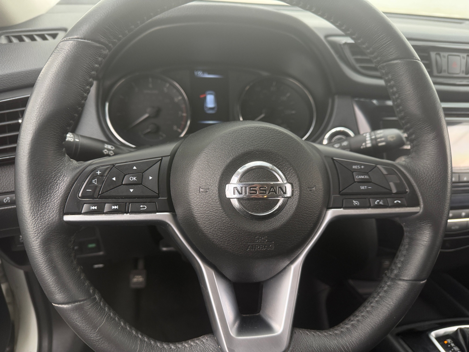 Thumbnail: 2017 Nissan Rogue - 5