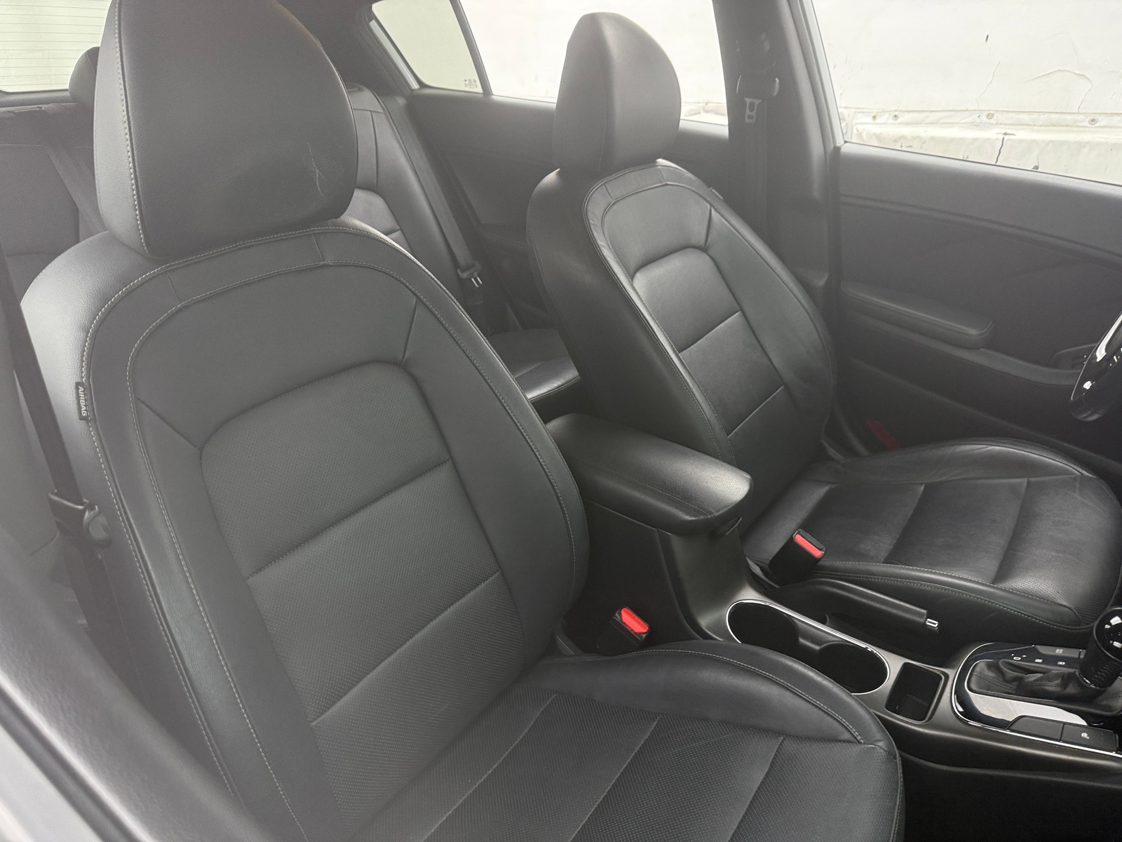 Thumbnail: 2017 Kia Forte - 2