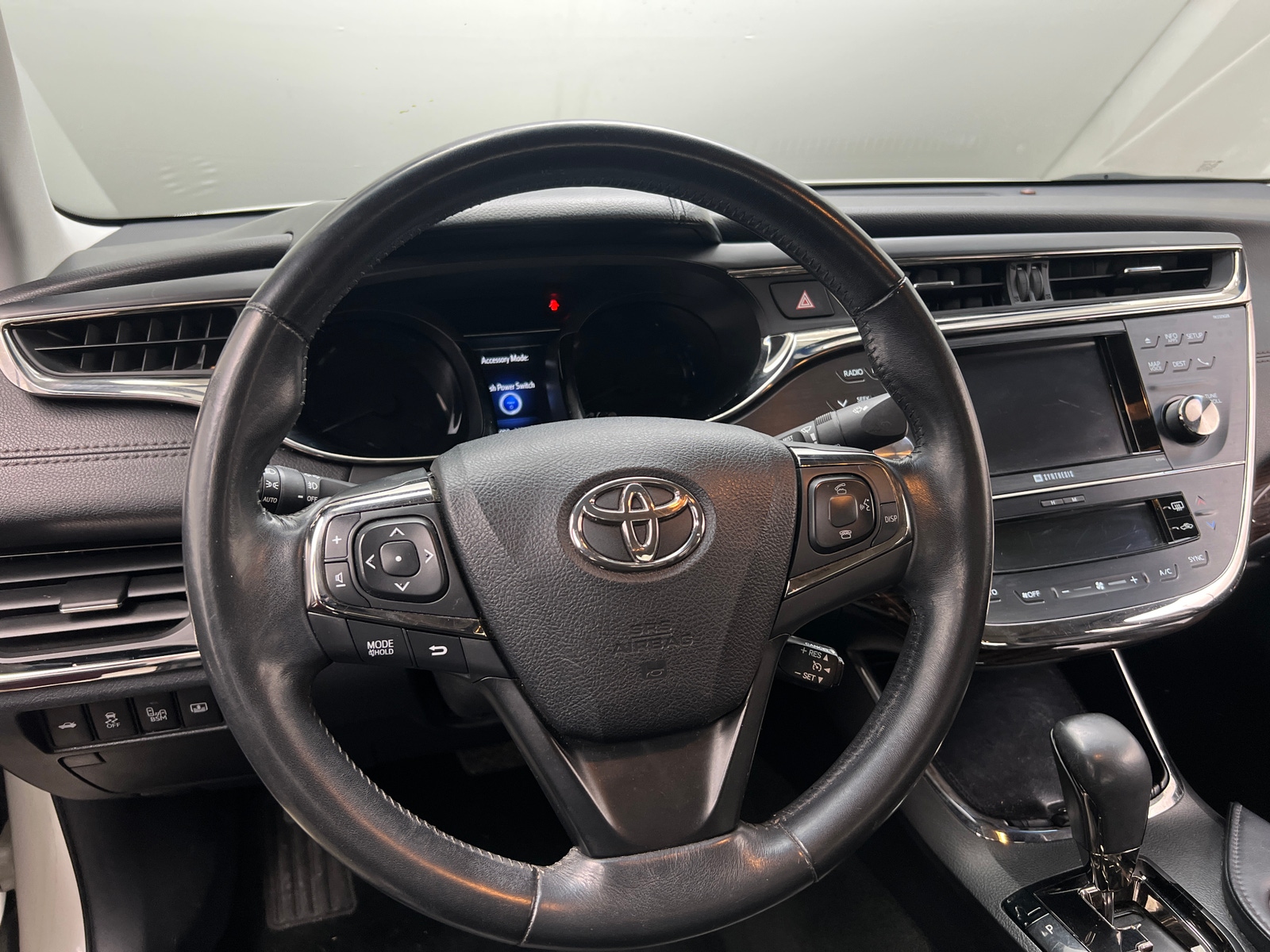 Thumbnail: 2013 Toyota Avalon - 4