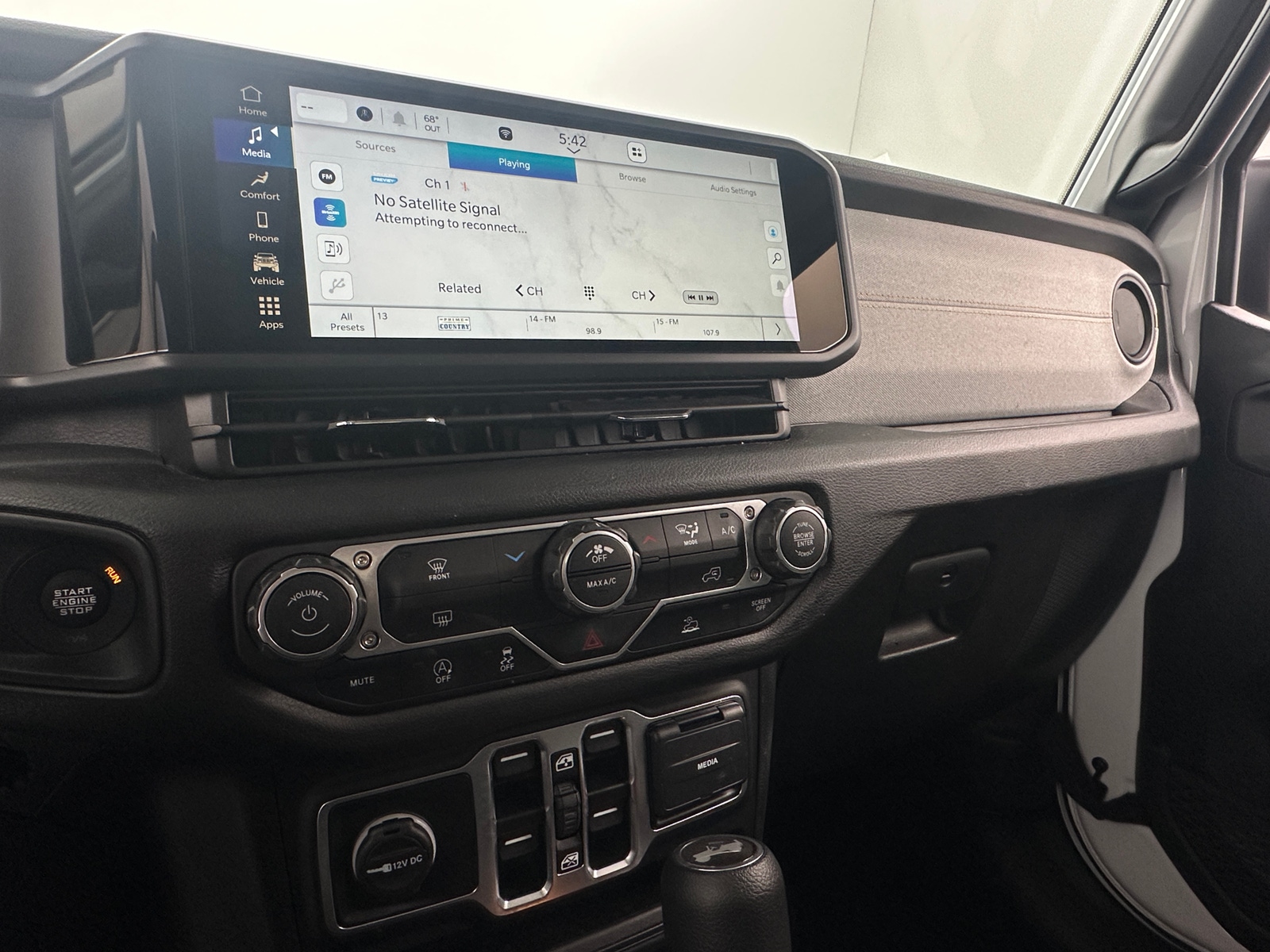 Thumbnail: 2025 Jeep Wrangler - 4