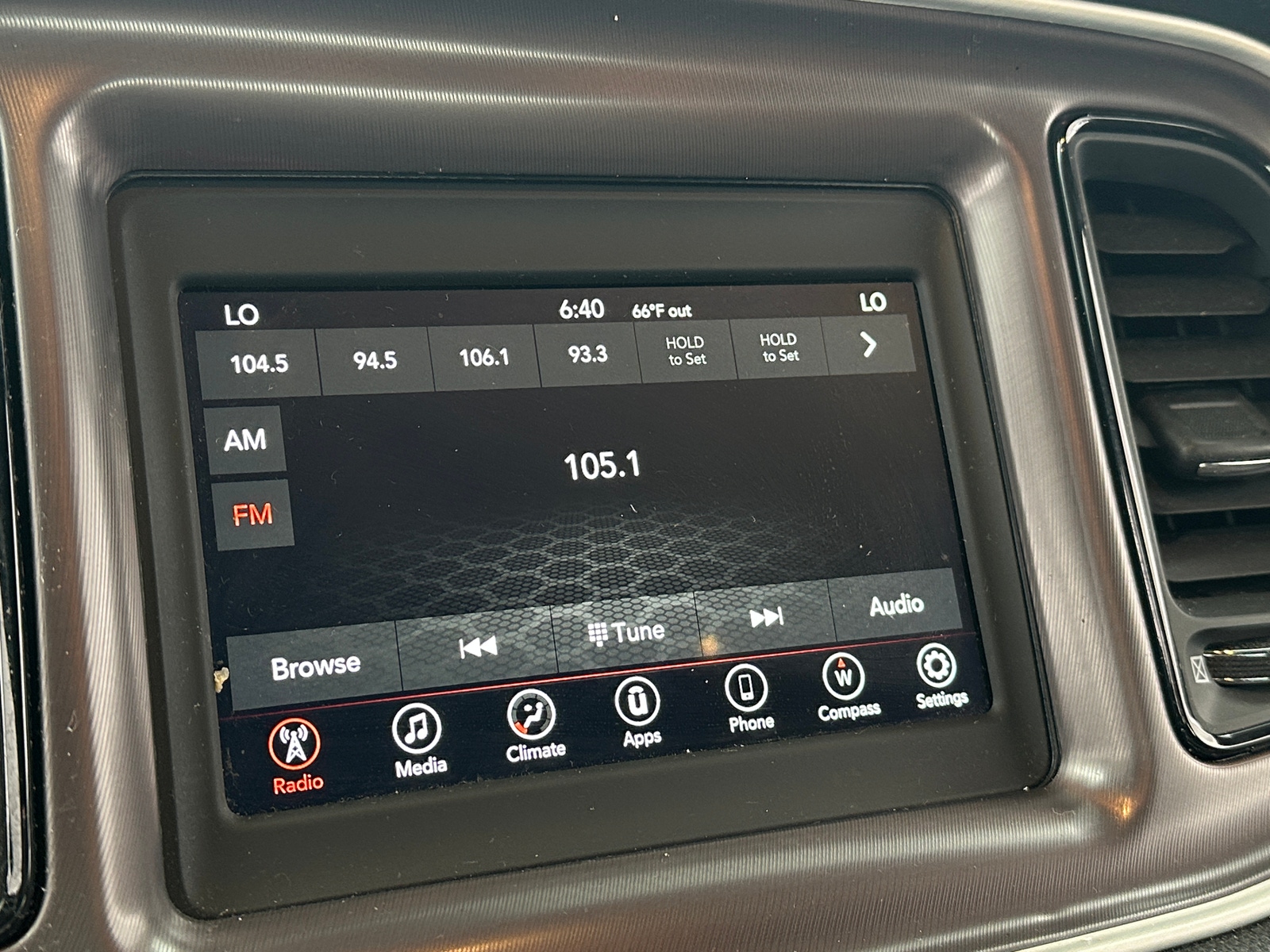 Thumbnail: 2022 Dodge Challenger - 3