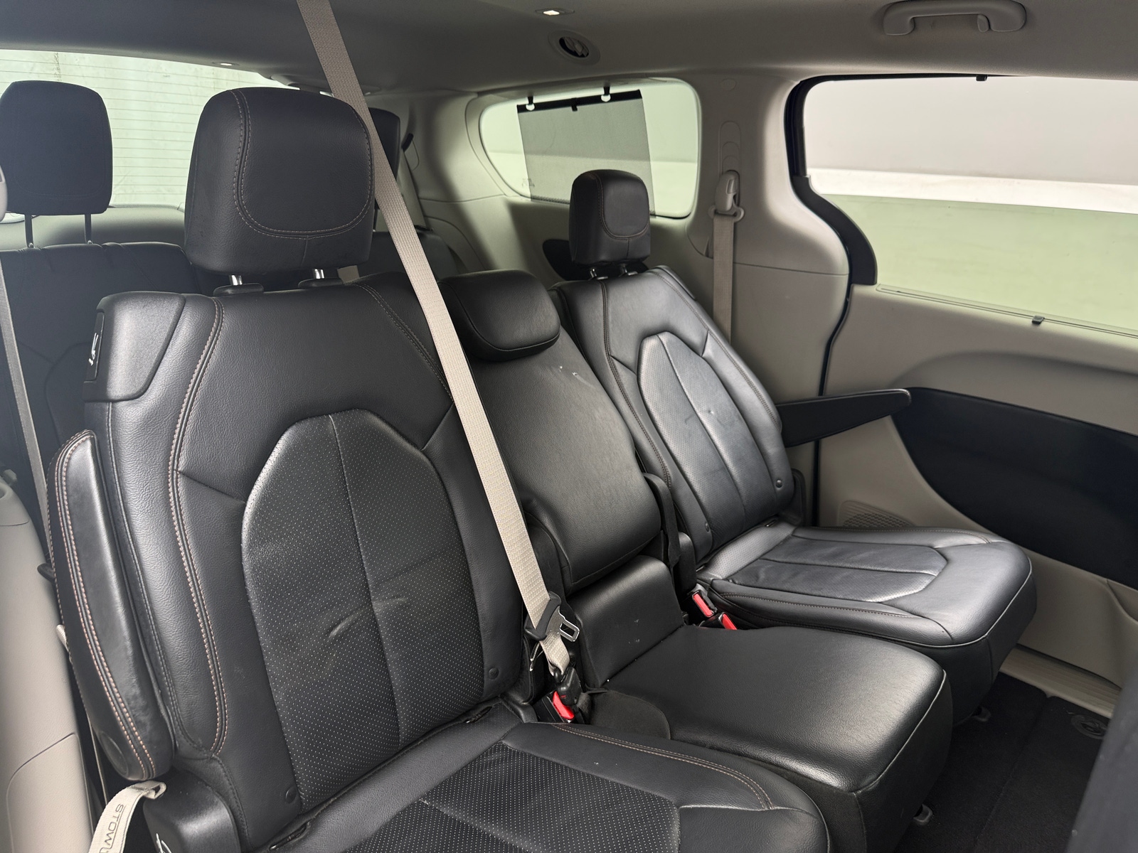 Thumbnail: 2019 Chrysler Pacifica - 5