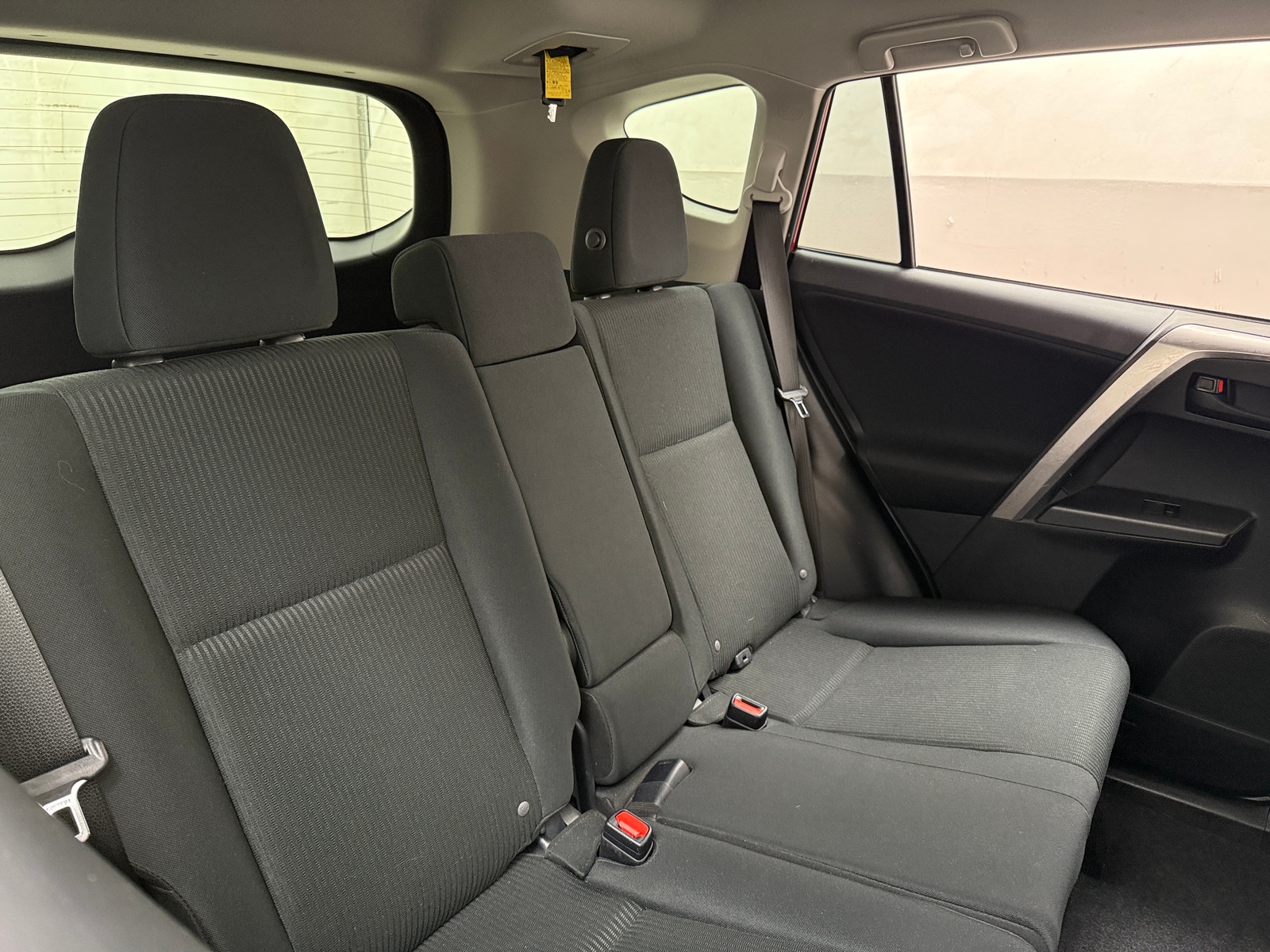 Thumbnail: 2017 Toyota RAV4 - 6