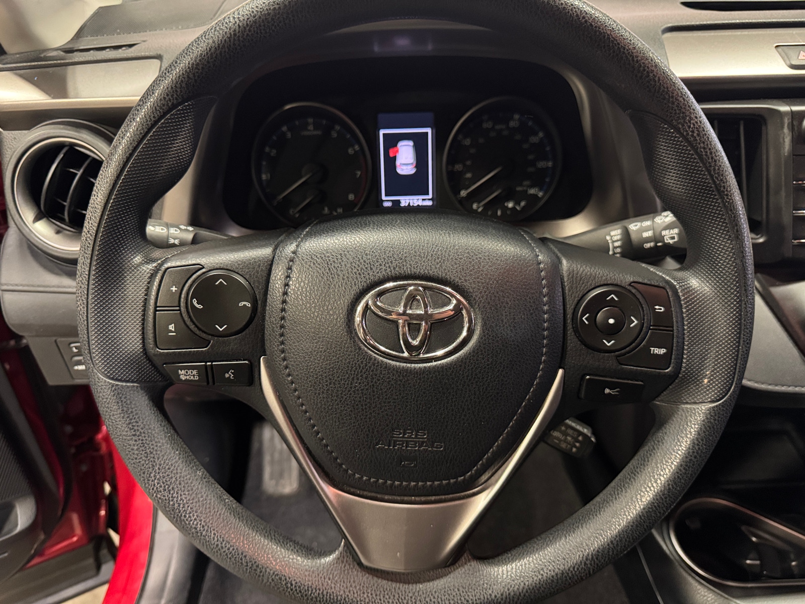 Thumbnail: 2017 Toyota RAV4 - 5