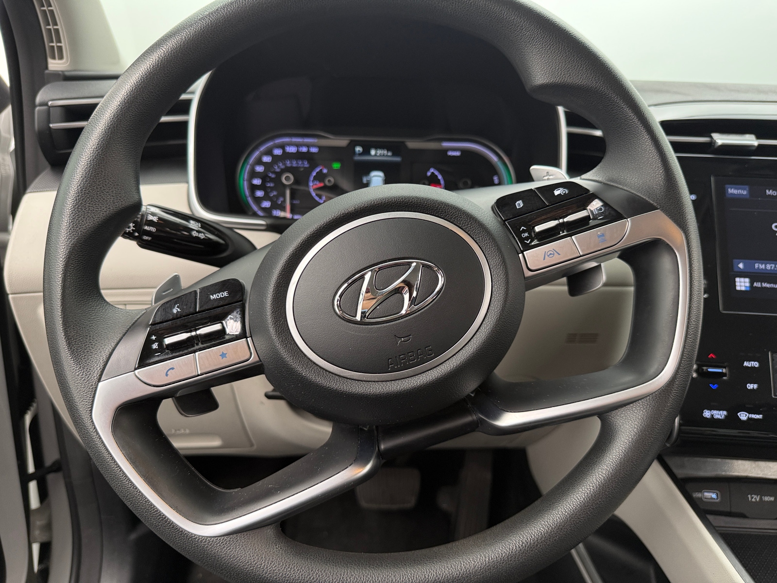 Thumbnail: 2022 Hyundai Tucson - 5