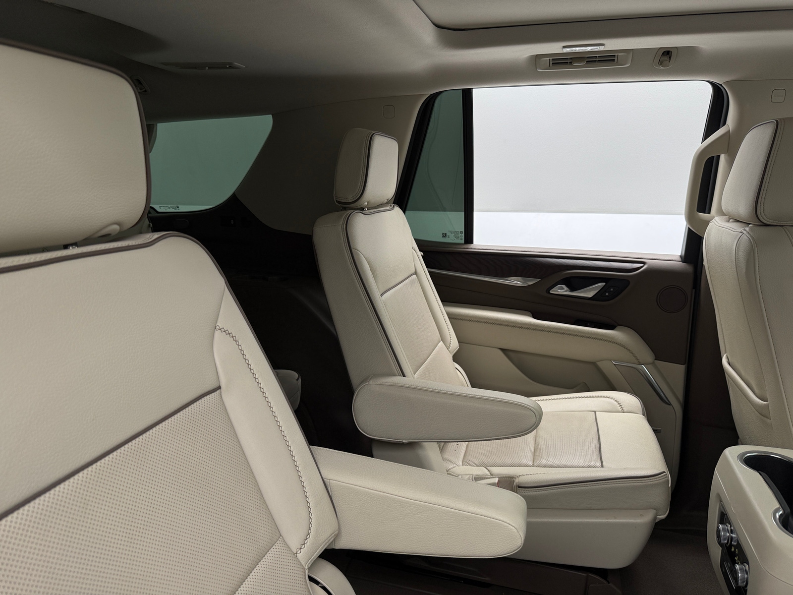 Thumbnail: 2022 GMC Yukon - 5