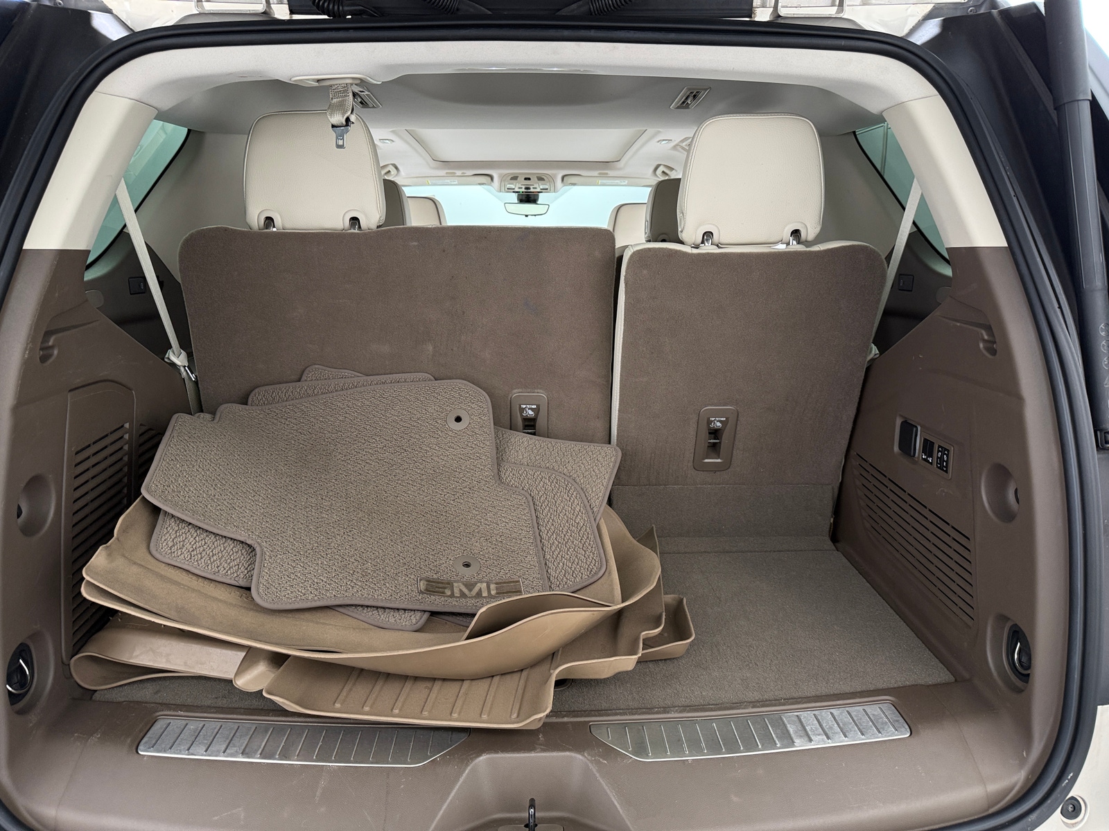 Thumbnail: 2022 GMC Yukon - 6