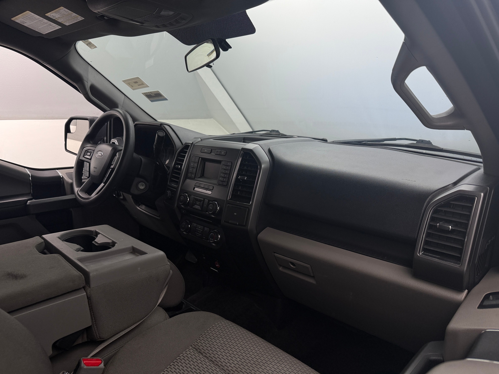 Thumbnail: 2017 Ford Econoline - 3