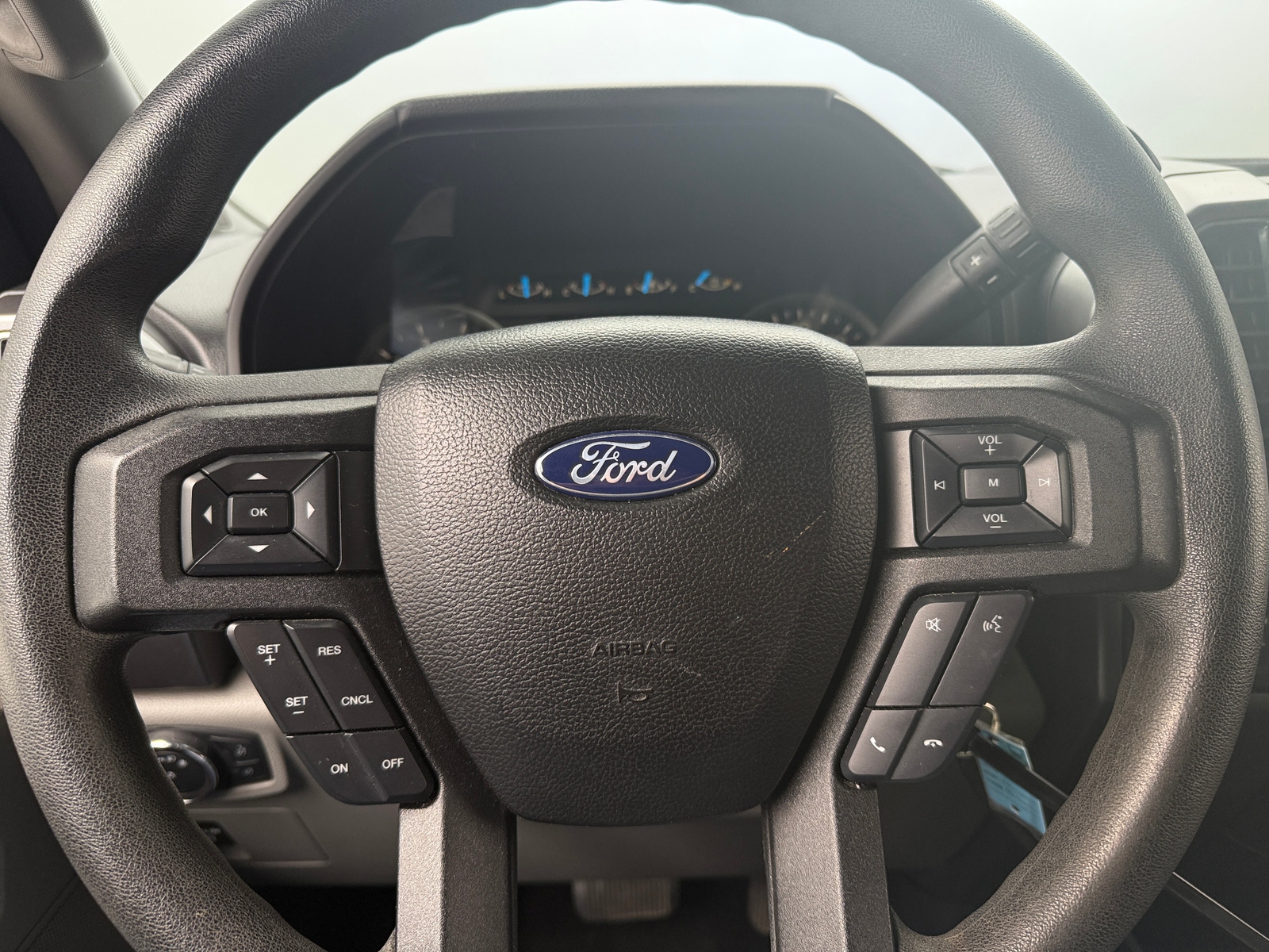 Thumbnail: 2017 Ford Econoline - 5