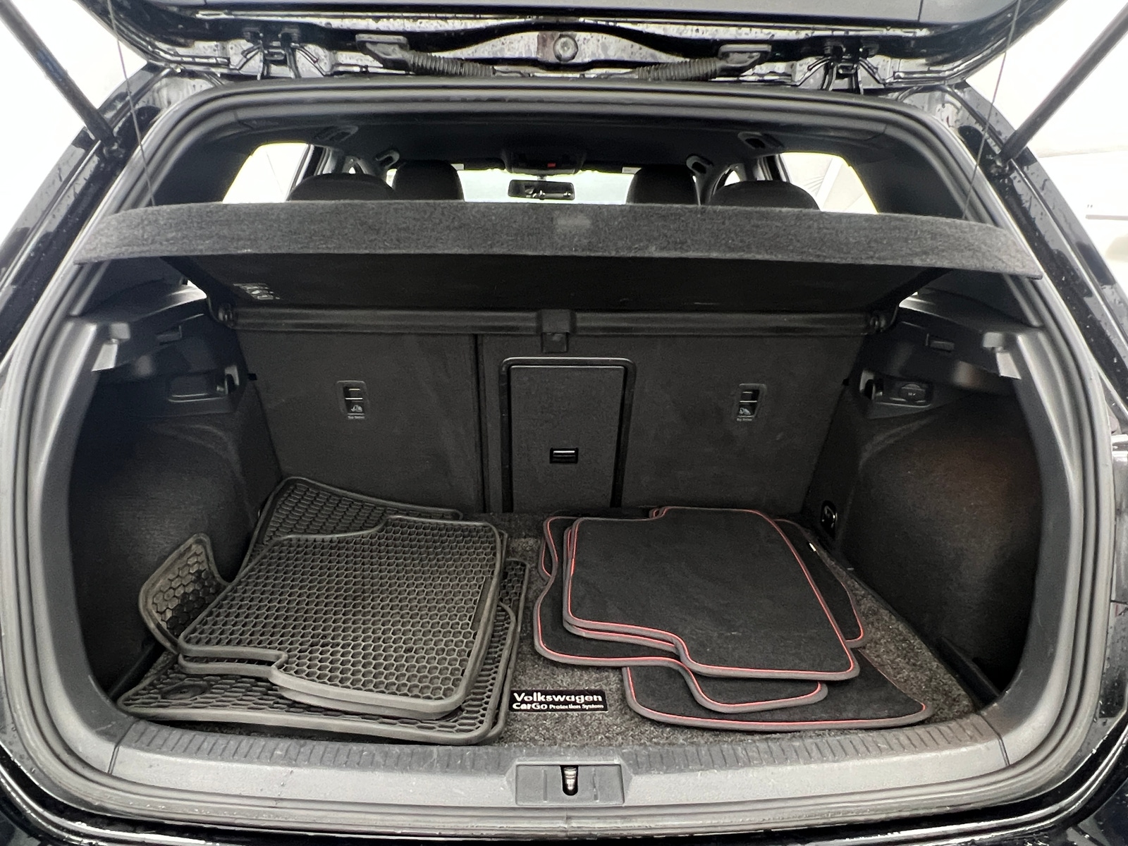 Thumbnail: 2017 Volkswagen Golf - 7