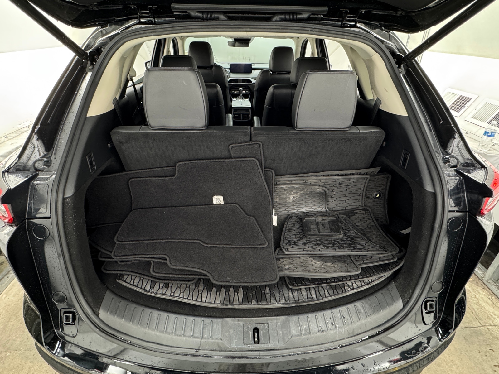 Thumbnail: 2023 Mazda CX-9 - 6