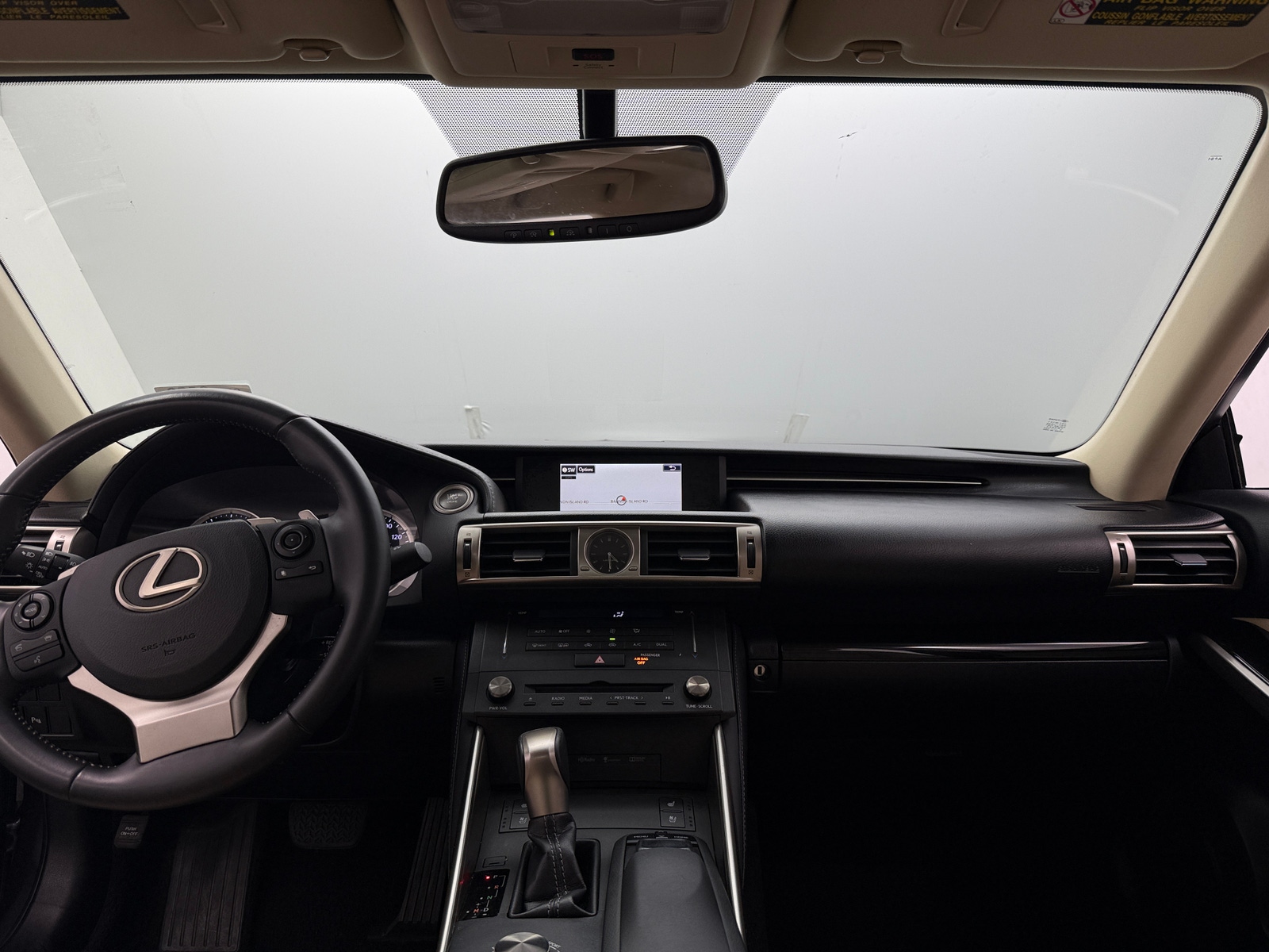 Thumbnail: 2015 Lexus IS - 2