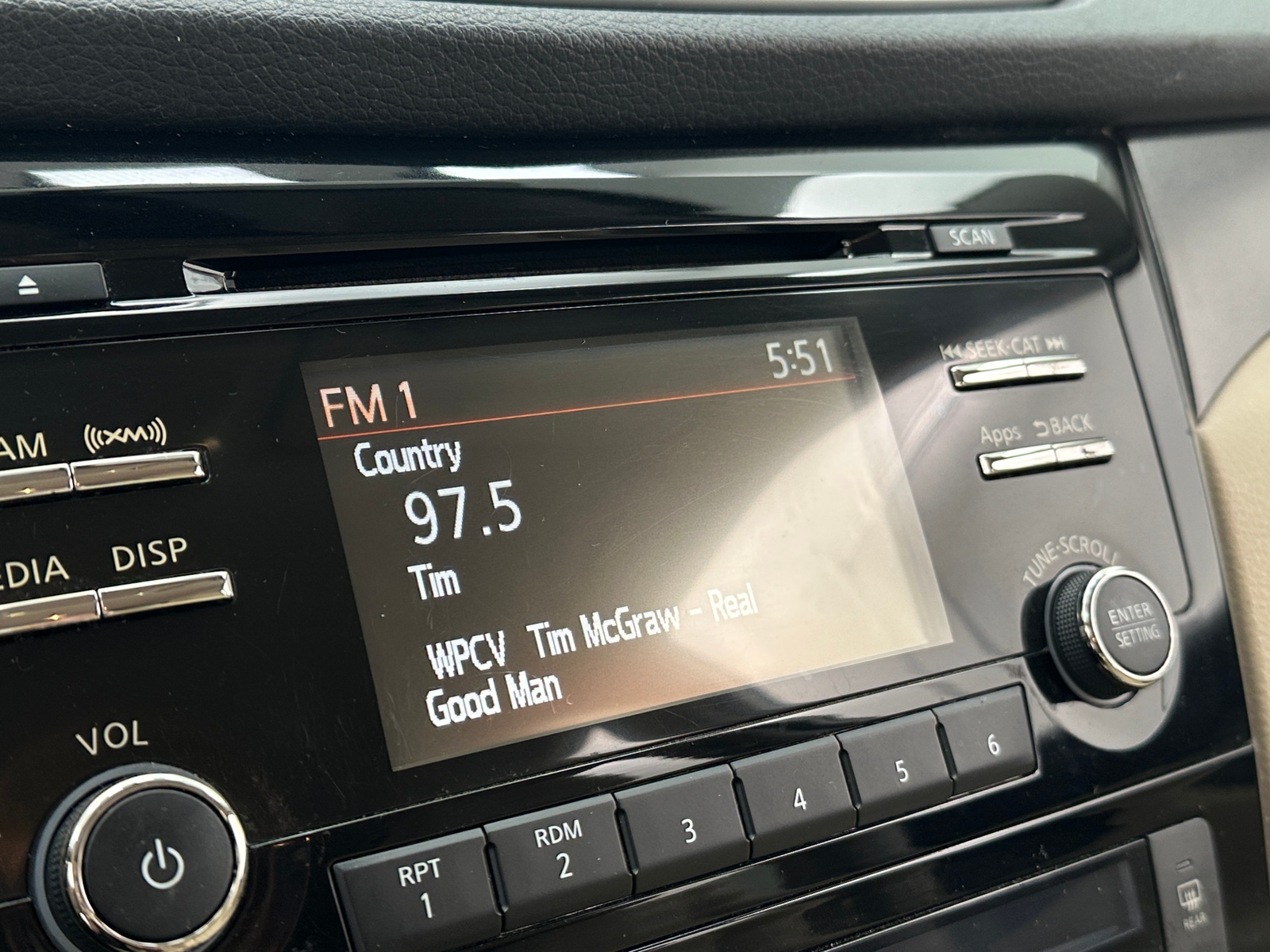 Thumbnail: 2015 Nissan Rogue - 4