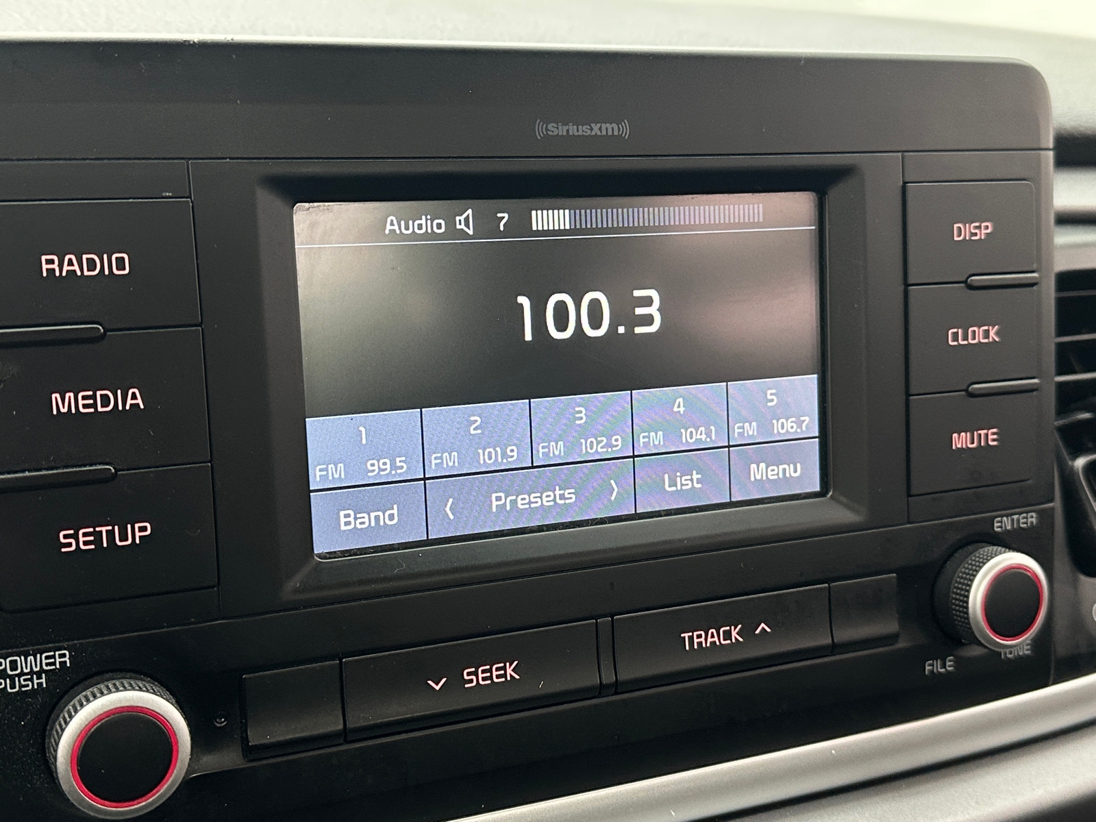 Thumbnail: 2018 Kia Rio - 4