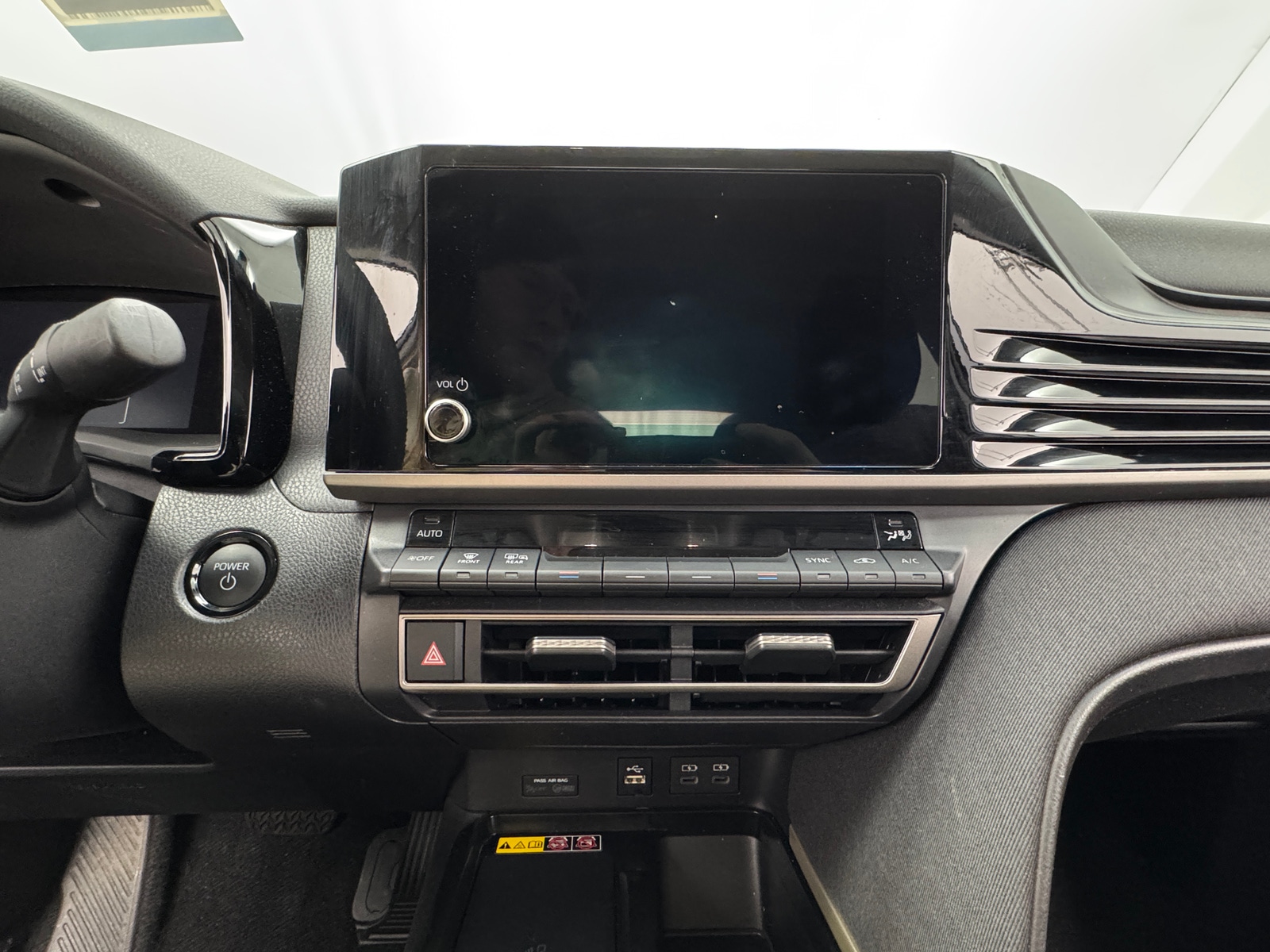 Thumbnail: 2025 Toyota Camry - 4