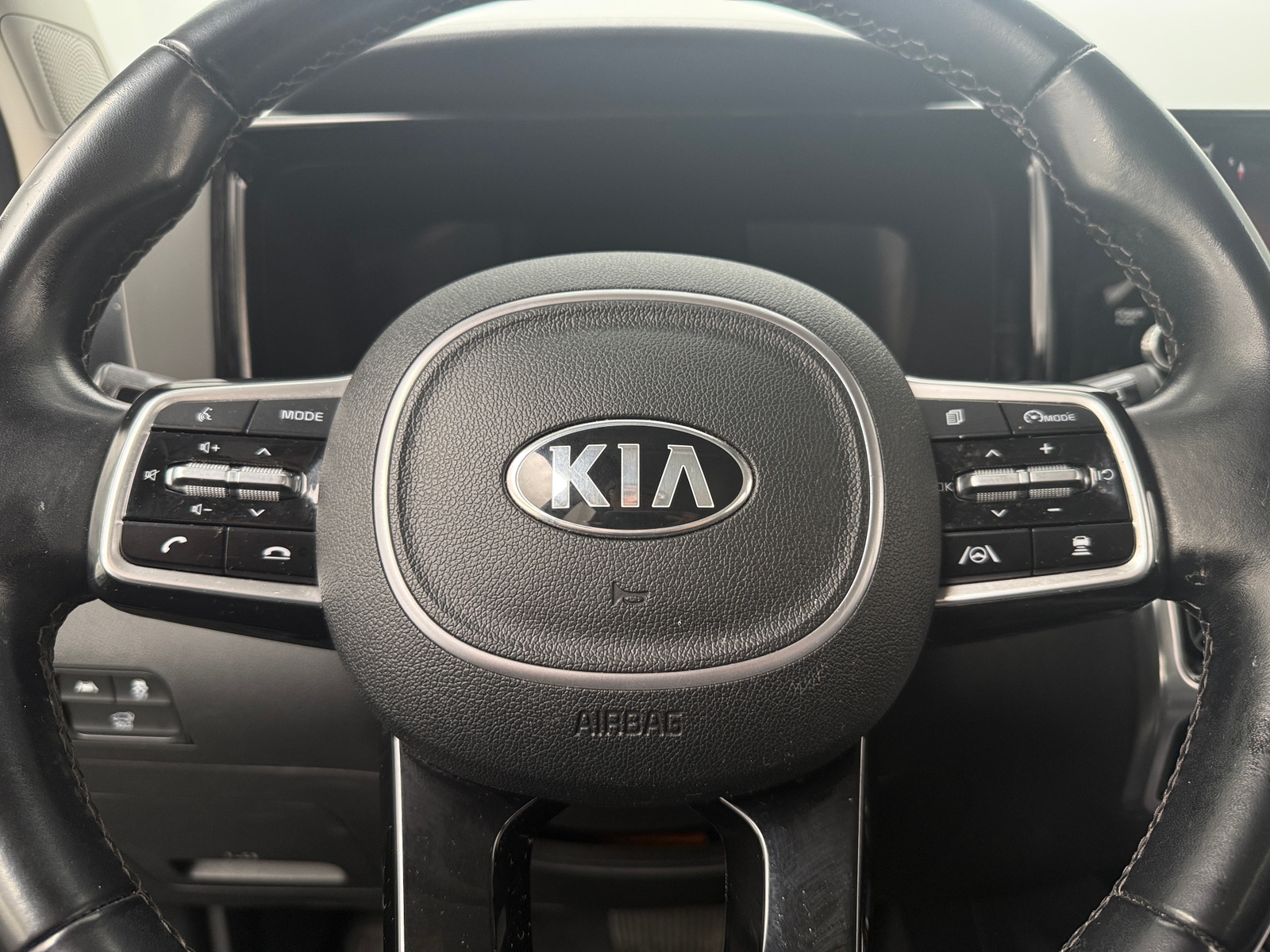 Thumbnail: 2021 Kia Sorento - 4