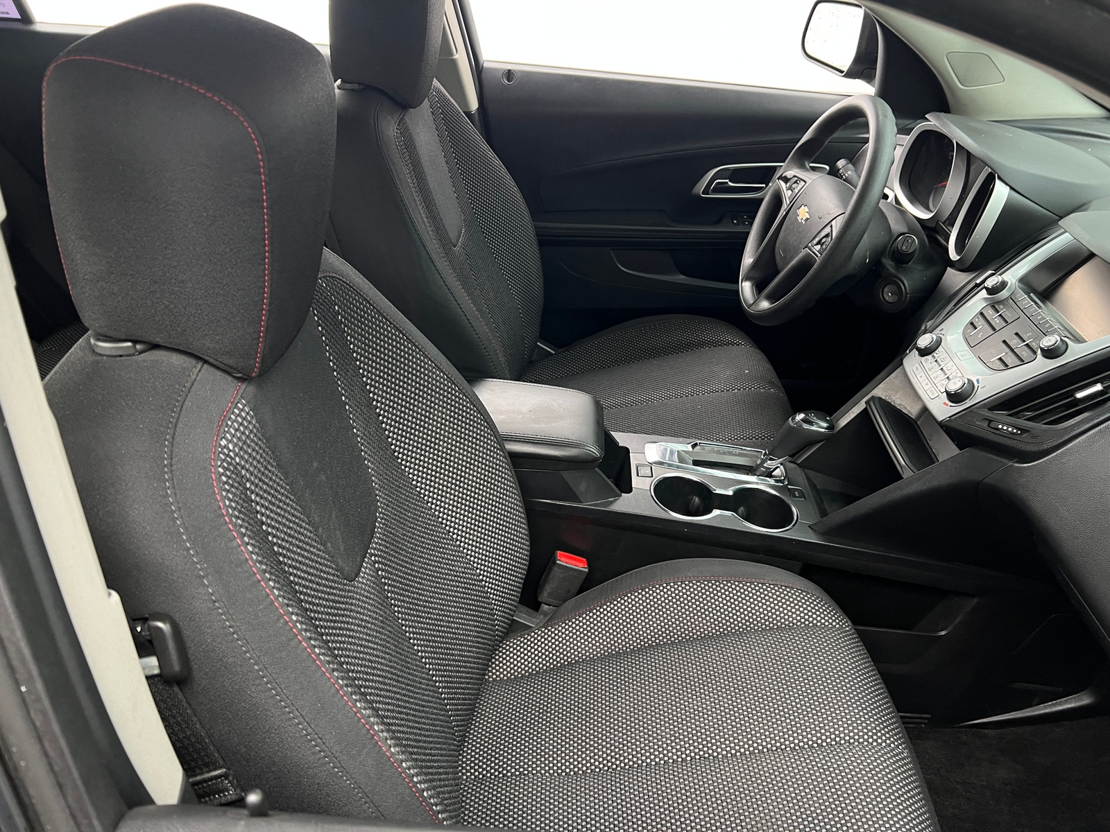 Thumbnail: 2016 Chevrolet Equinox - 2