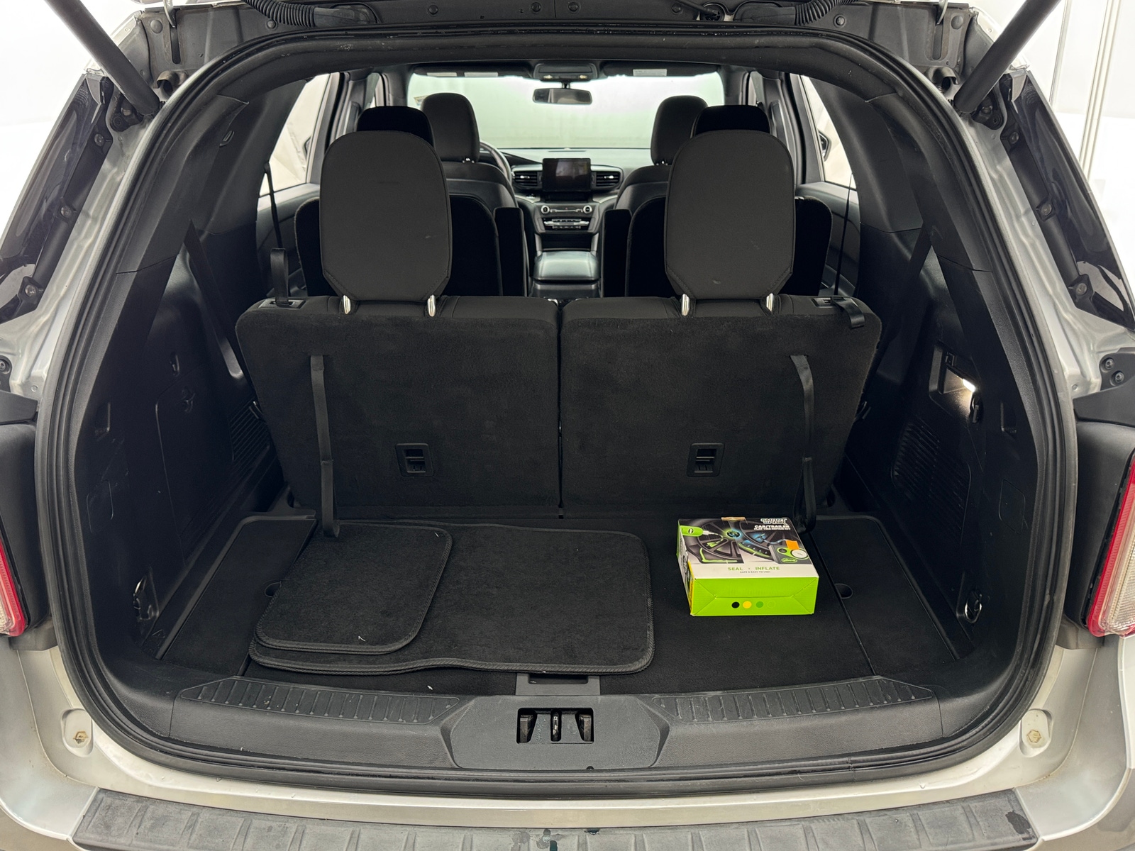 Thumbnail: 2020 Ford Explorer - 7