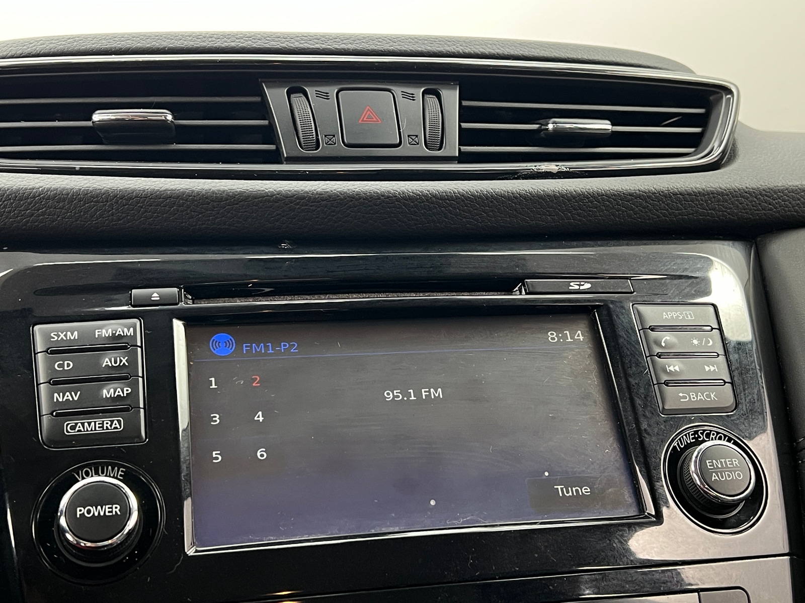 Thumbnail: 2017 Nissan Rogue - 3