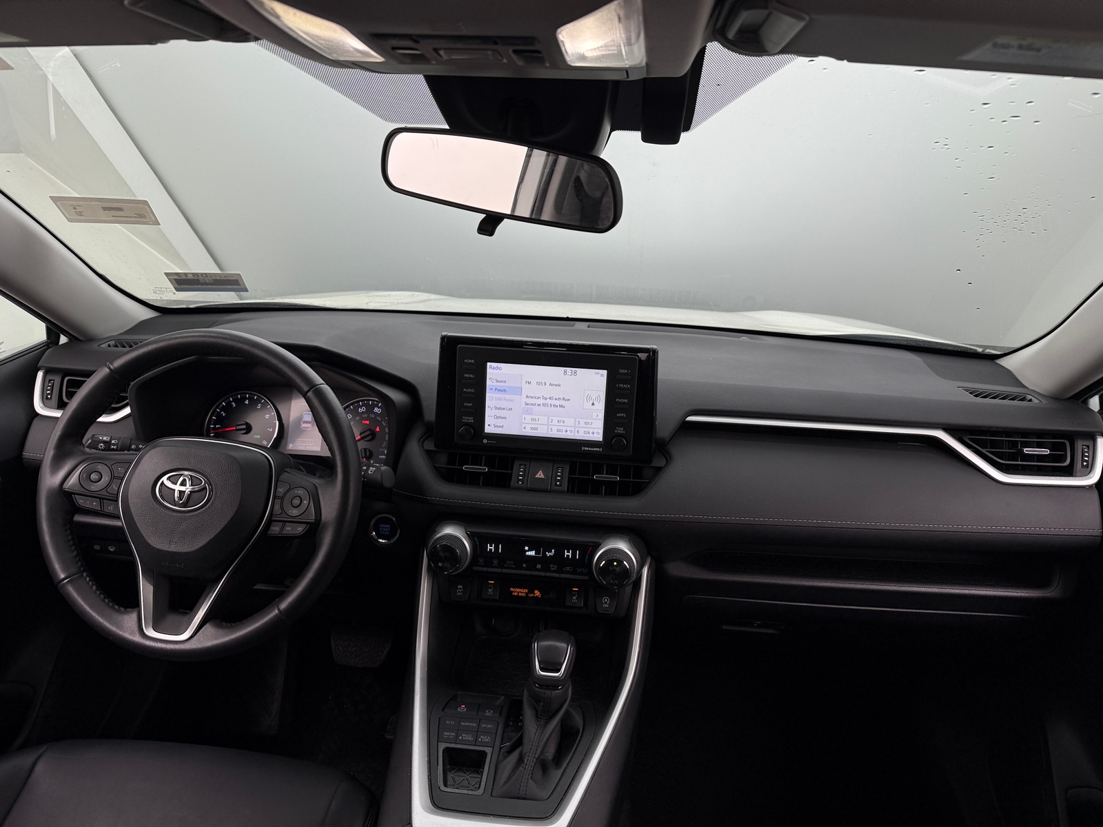 Thumbnail: 2022 Toyota RAV4 - 2