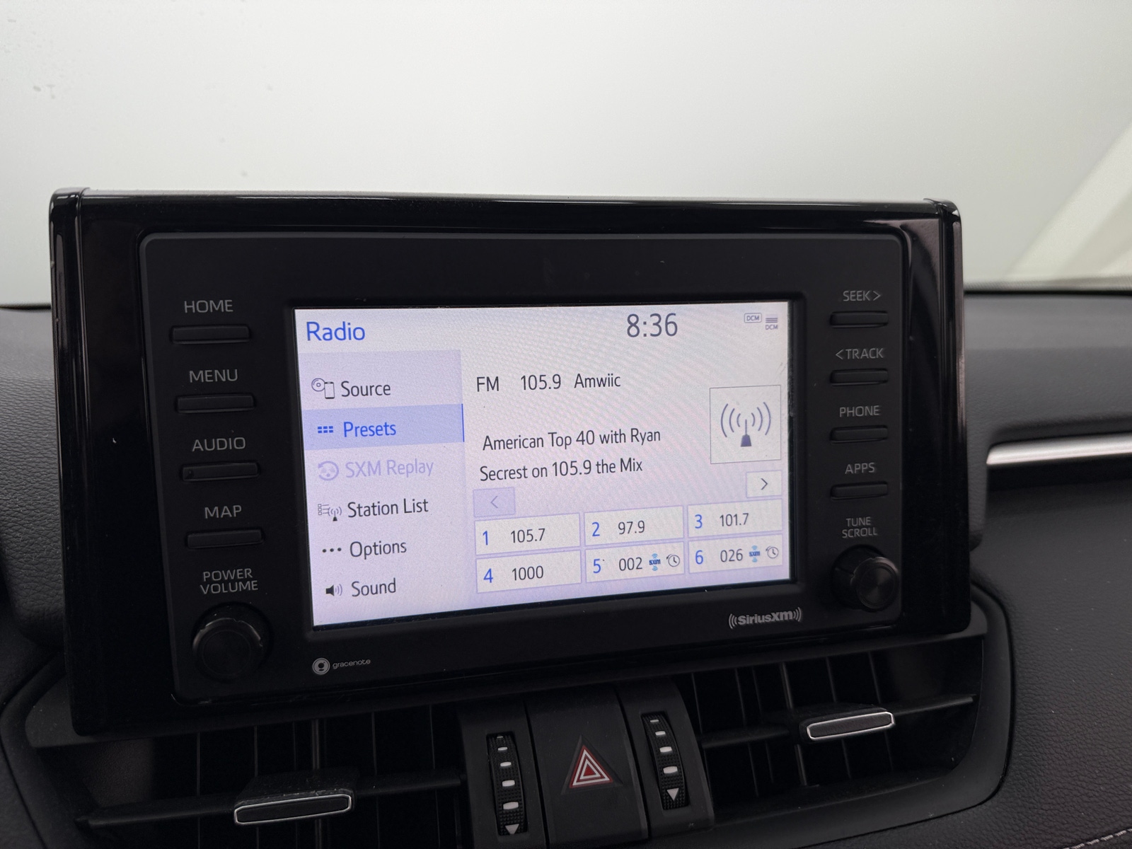 Thumbnail: 2022 Toyota RAV4 - 3