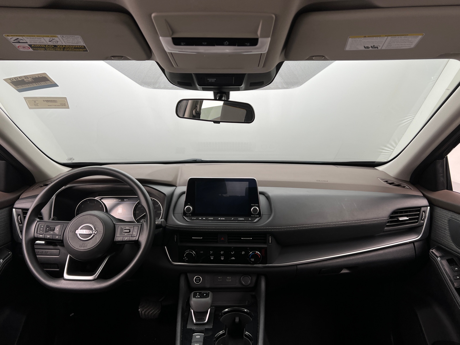 Thumbnail: 2022 Nissan Rogue - 3