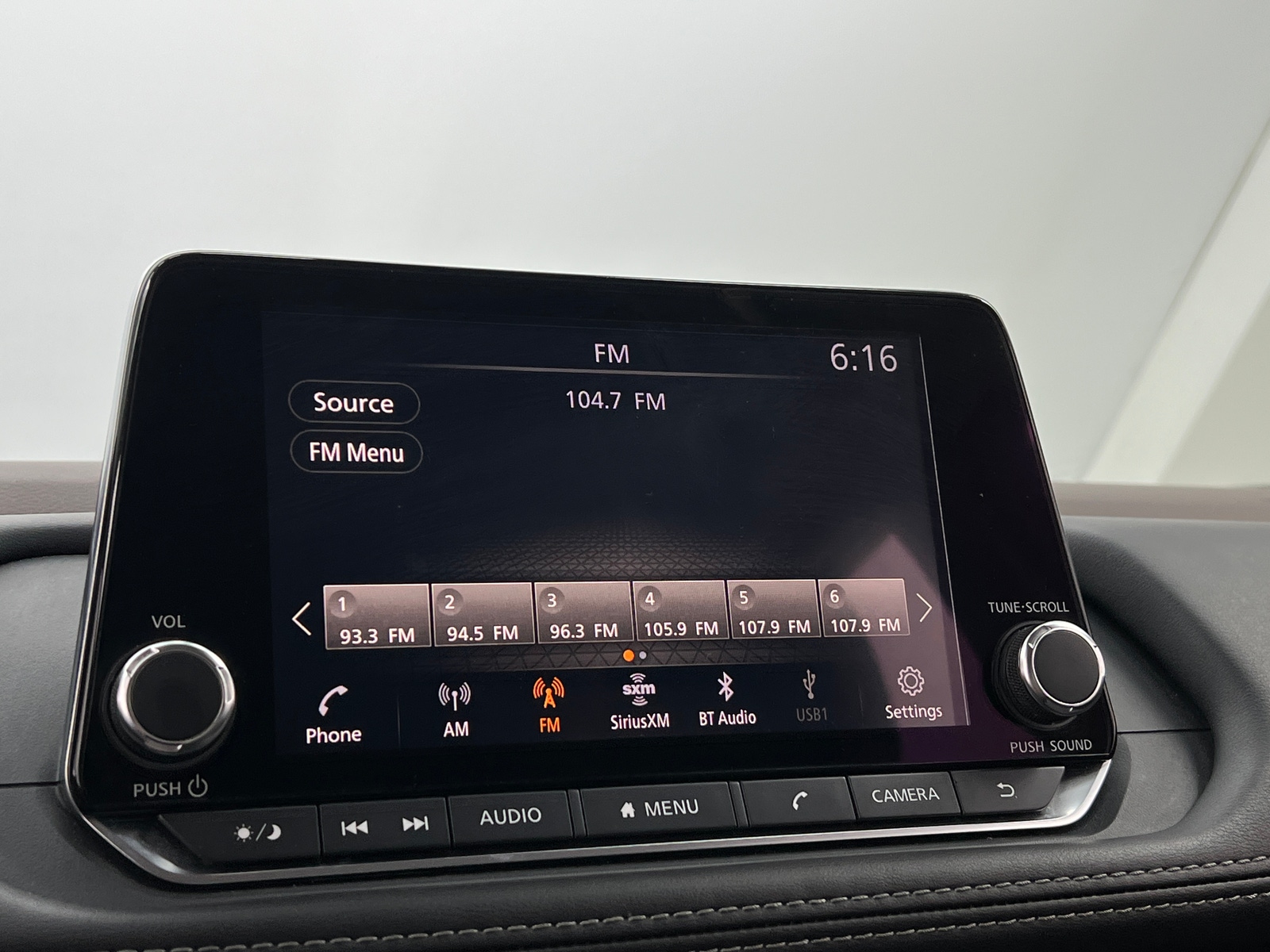 Thumbnail: 2022 Nissan Rogue - 4