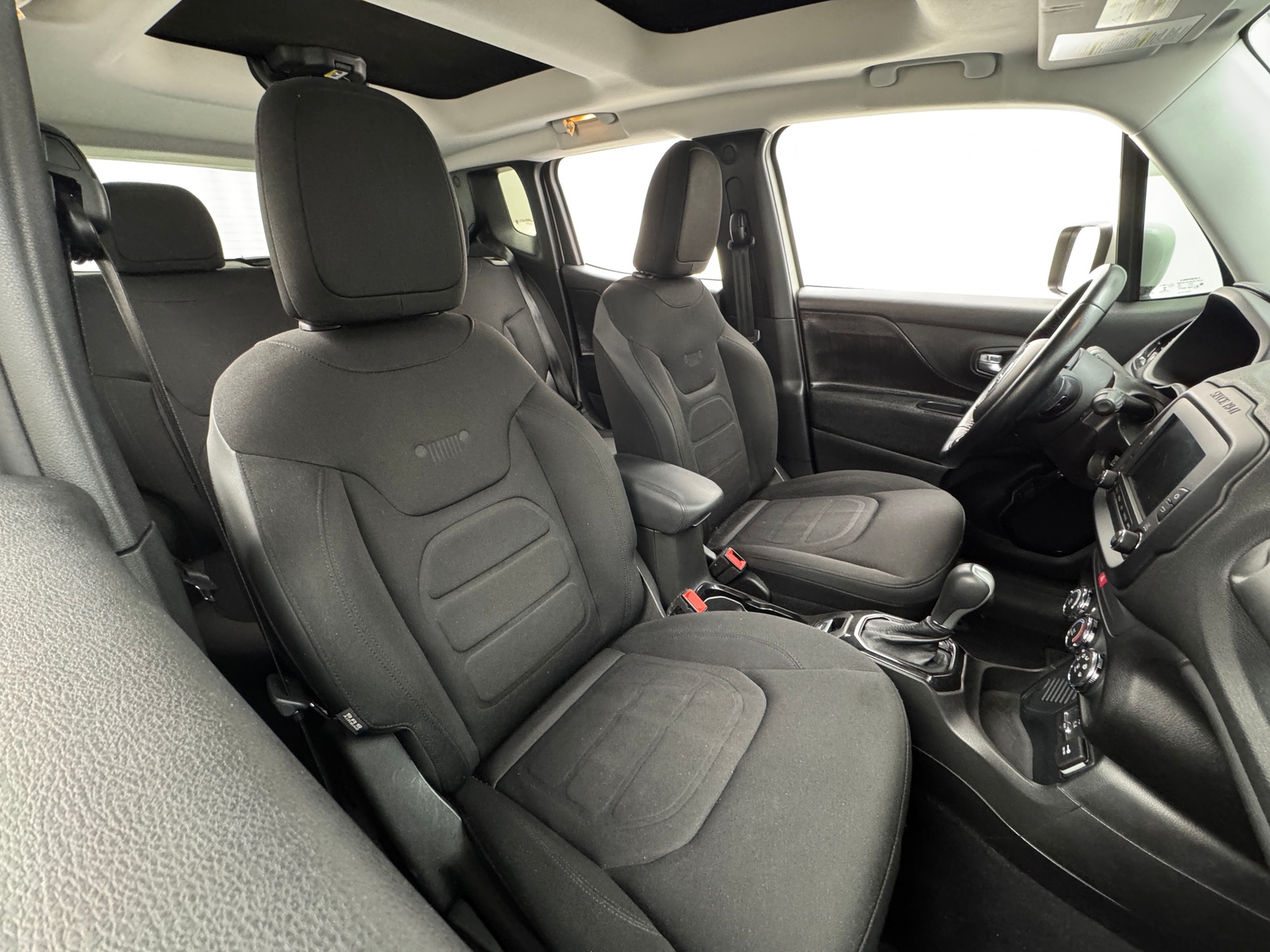 Thumbnail: 2017 Jeep Renegade - 2