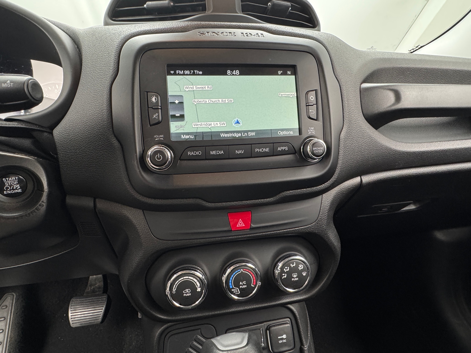 Thumbnail: 2017 Jeep Renegade - 4