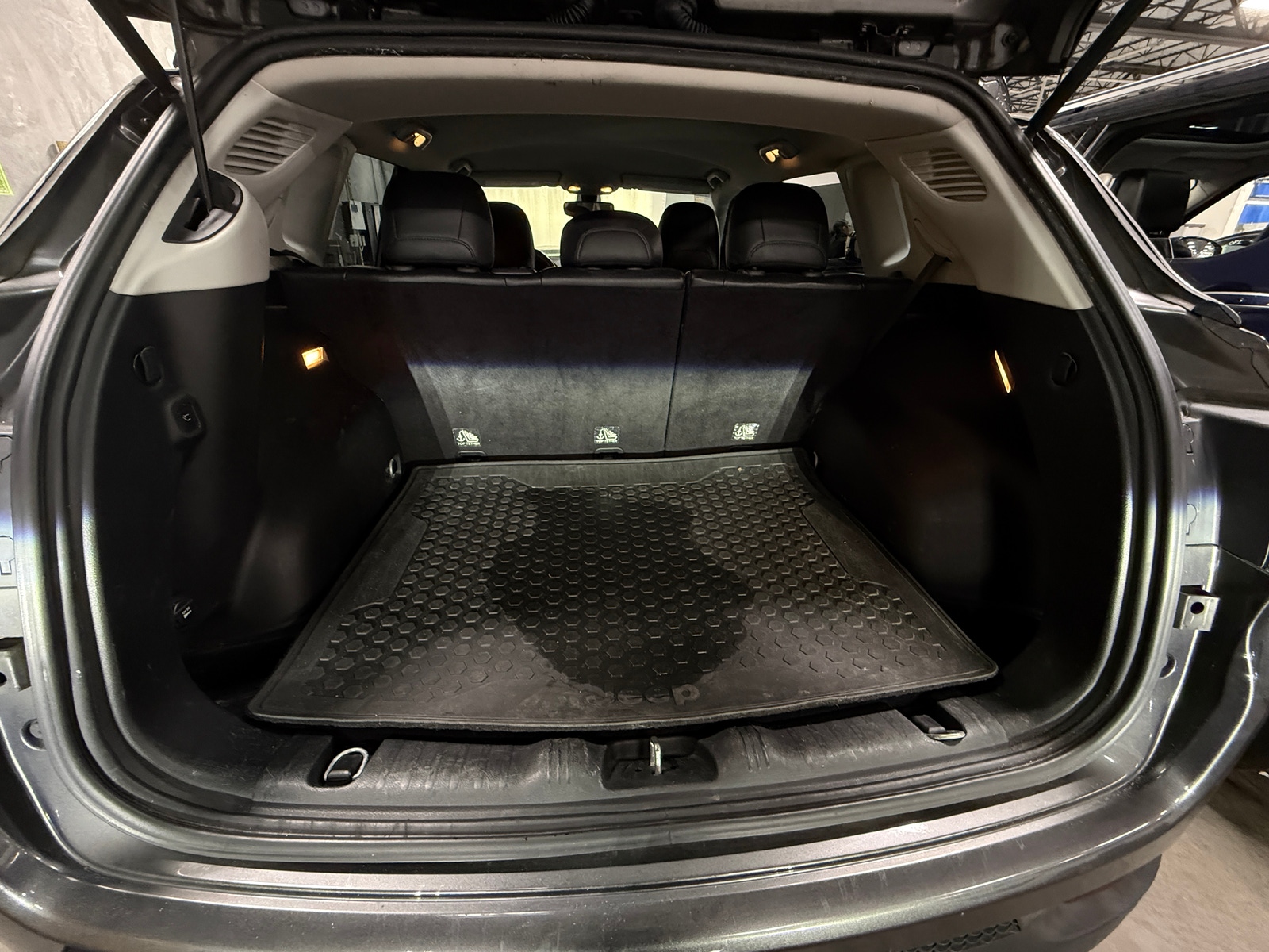 Thumbnail: 2017 Jeep Compass - 6