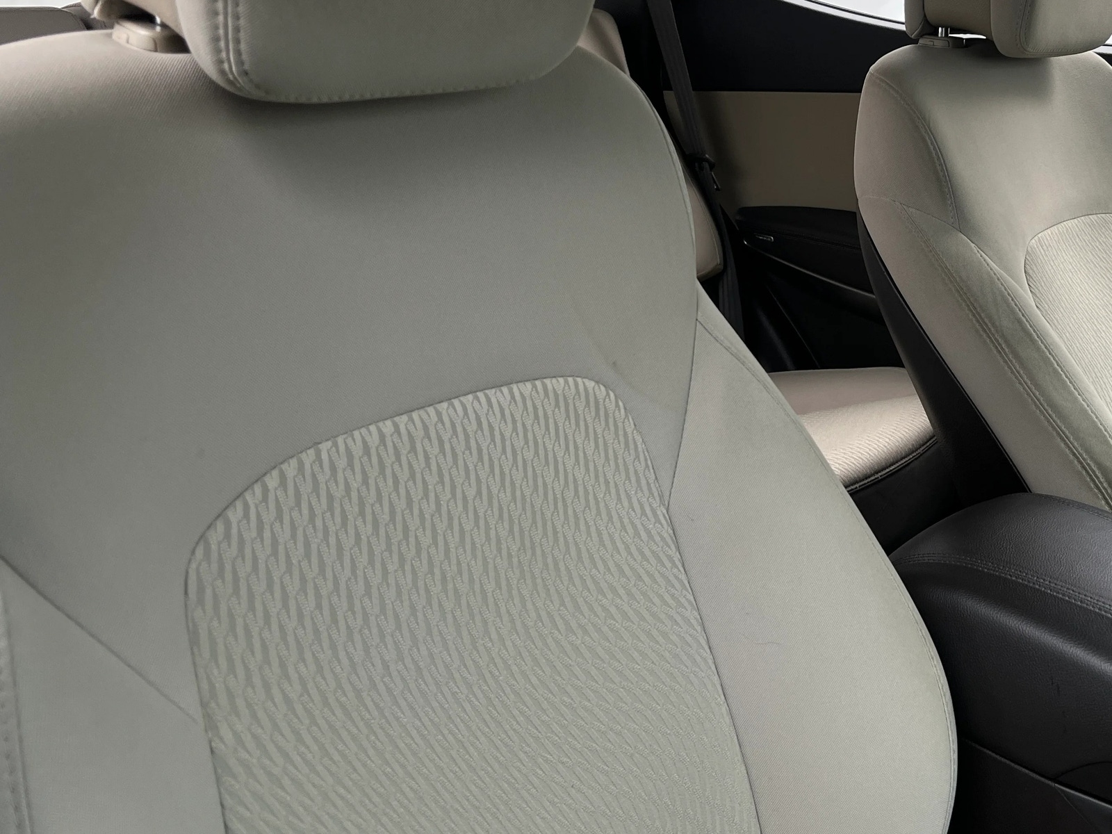 Thumbnail: 2018 Hyundai Santa Fe - 2