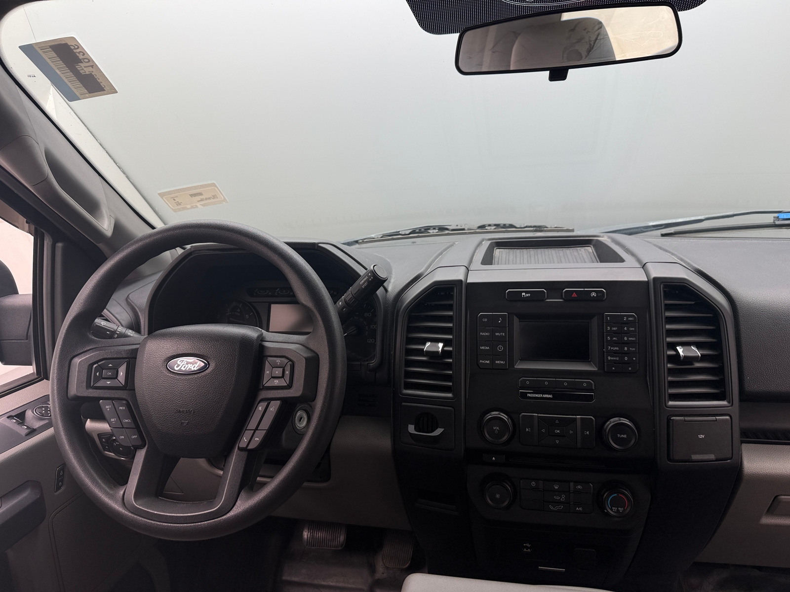 Thumbnail: 2016 Ford Econoline - 2