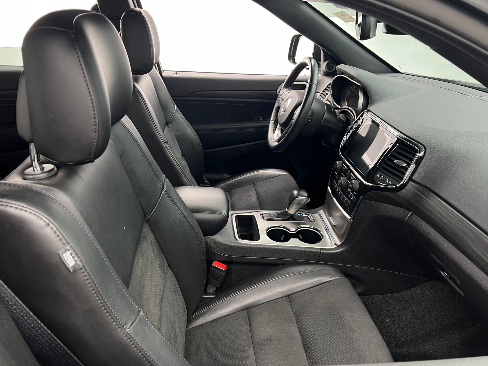 Thumbnail: 2022 Jeep Grand Cherokee - 2