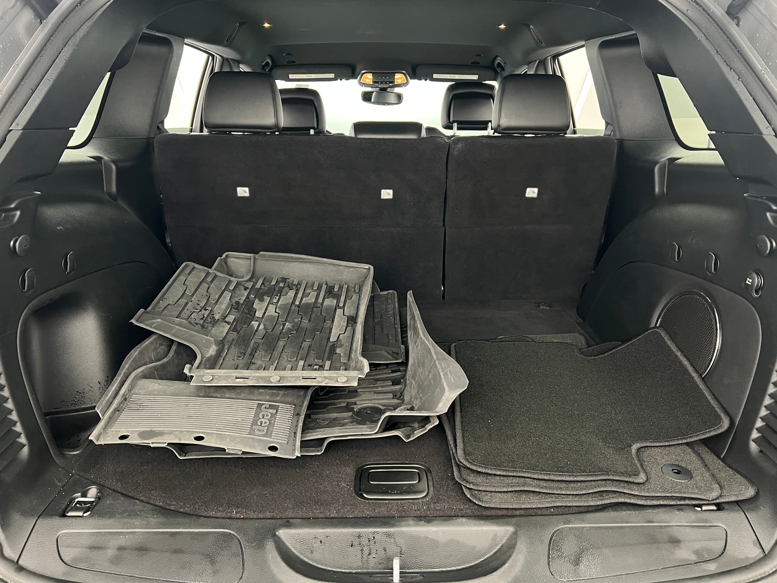 Thumbnail: 2022 Jeep Grand Cherokee - 7