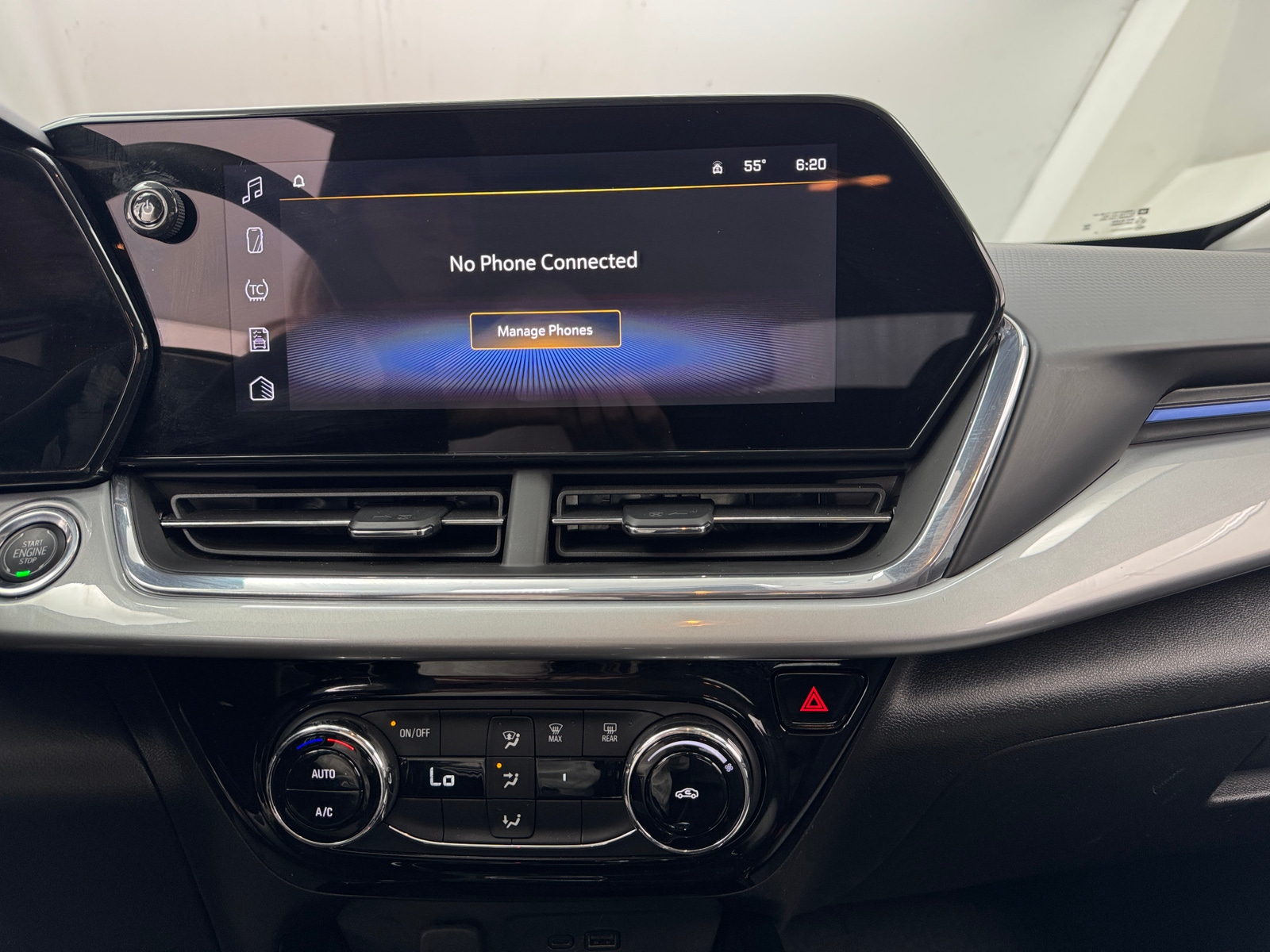 Thumbnail: 2025 Chevrolet Trax - 4